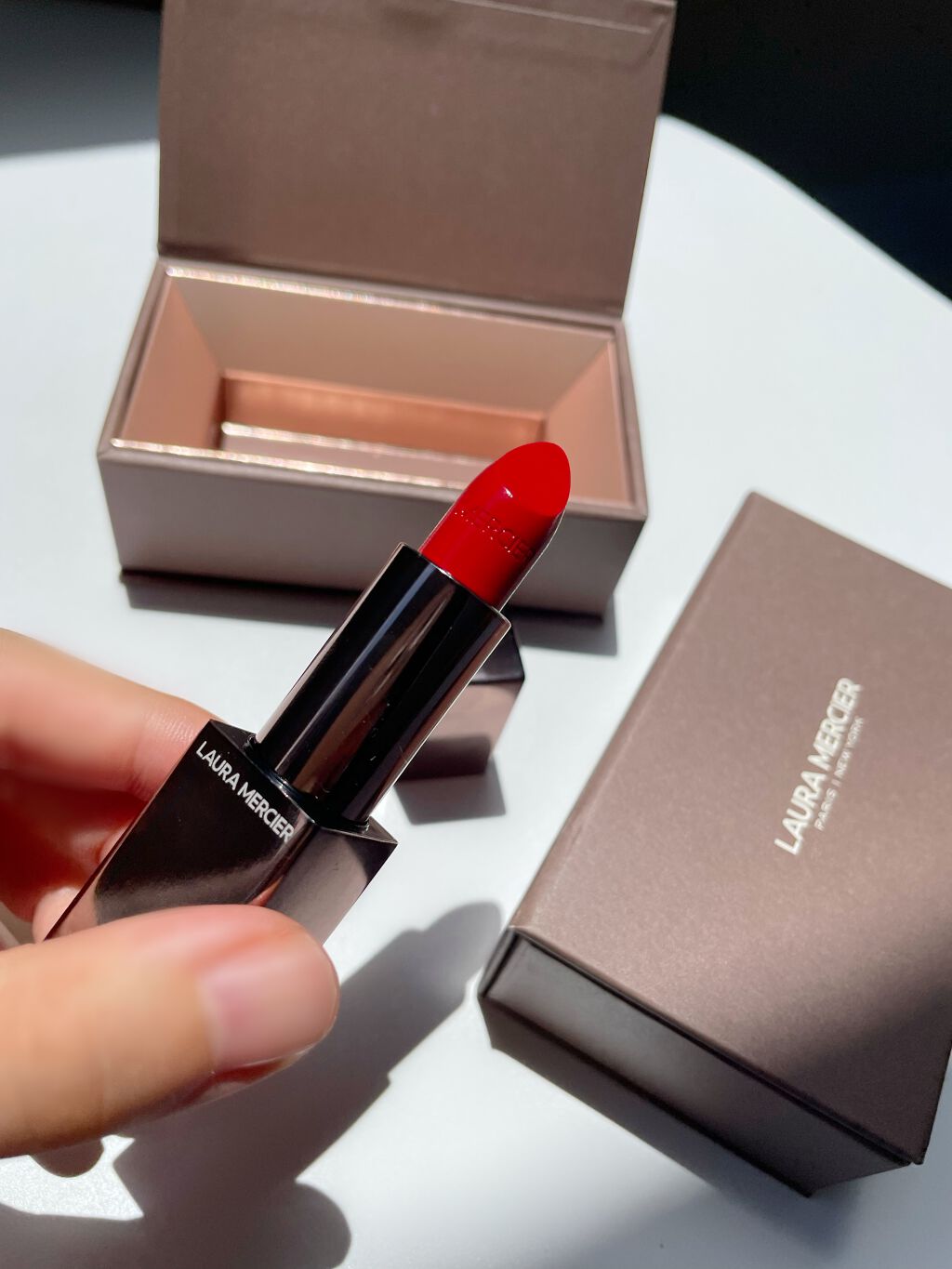 ルージュ エッセンシャル シルキー クリーム リップスティック 27/ローラ メルシエ/口紅を使ったクチコミ（3枚目）