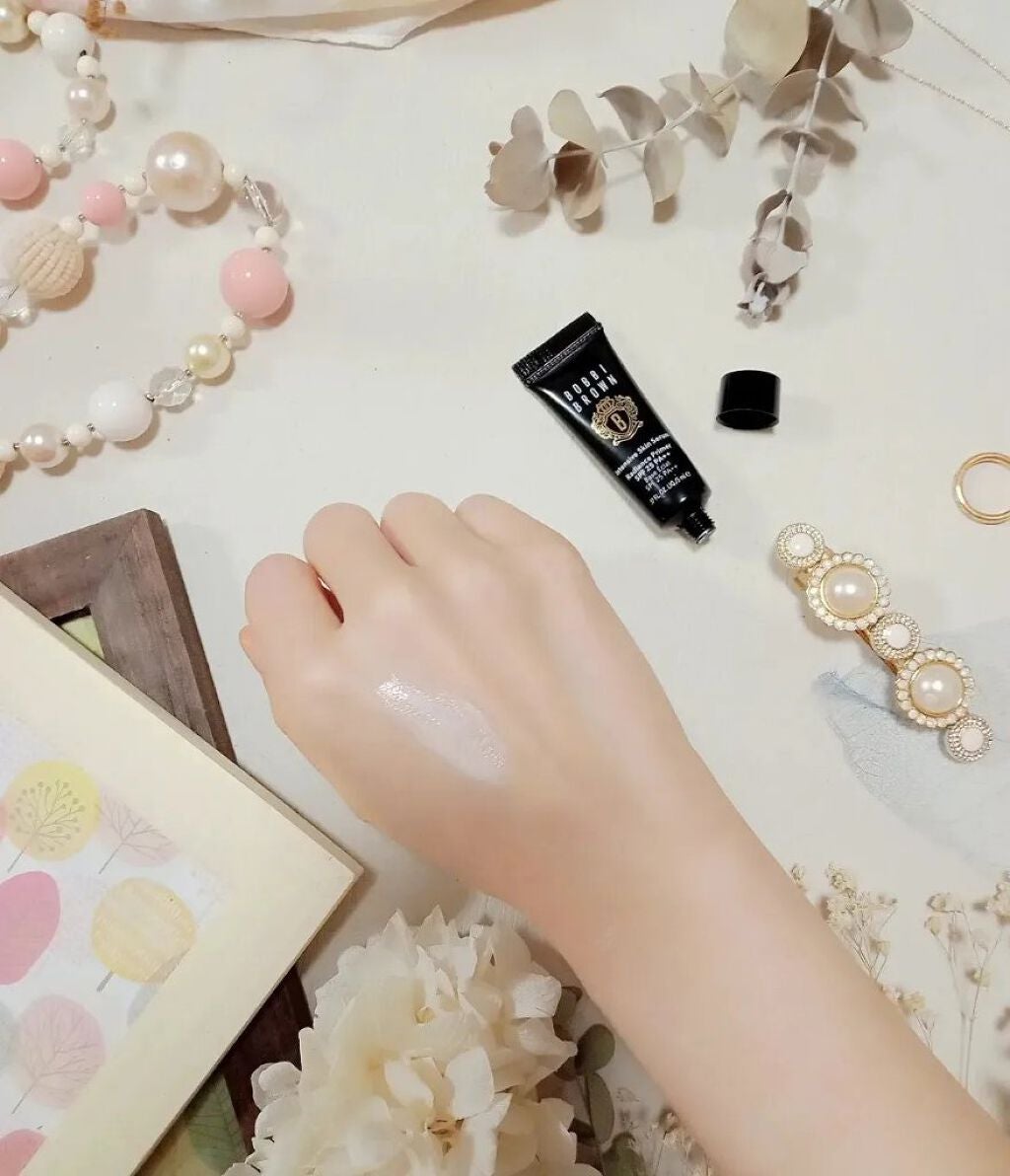 インテンシブ セラム ラディアンス プライマー/BOBBI BROWN/化粧下地を使ったクチコミ(2枚目)