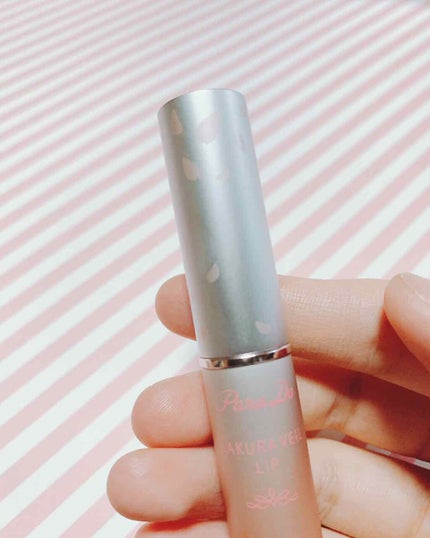 サクラヴェールリップ/パラドゥ/リップクリームを使ったクチコミ(3枚目)