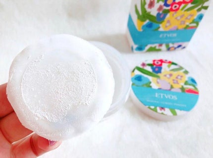 ミネラルUVパウダー(旧)/エトヴォス/ルースパウダーを使ったクチコミ(4枚目)