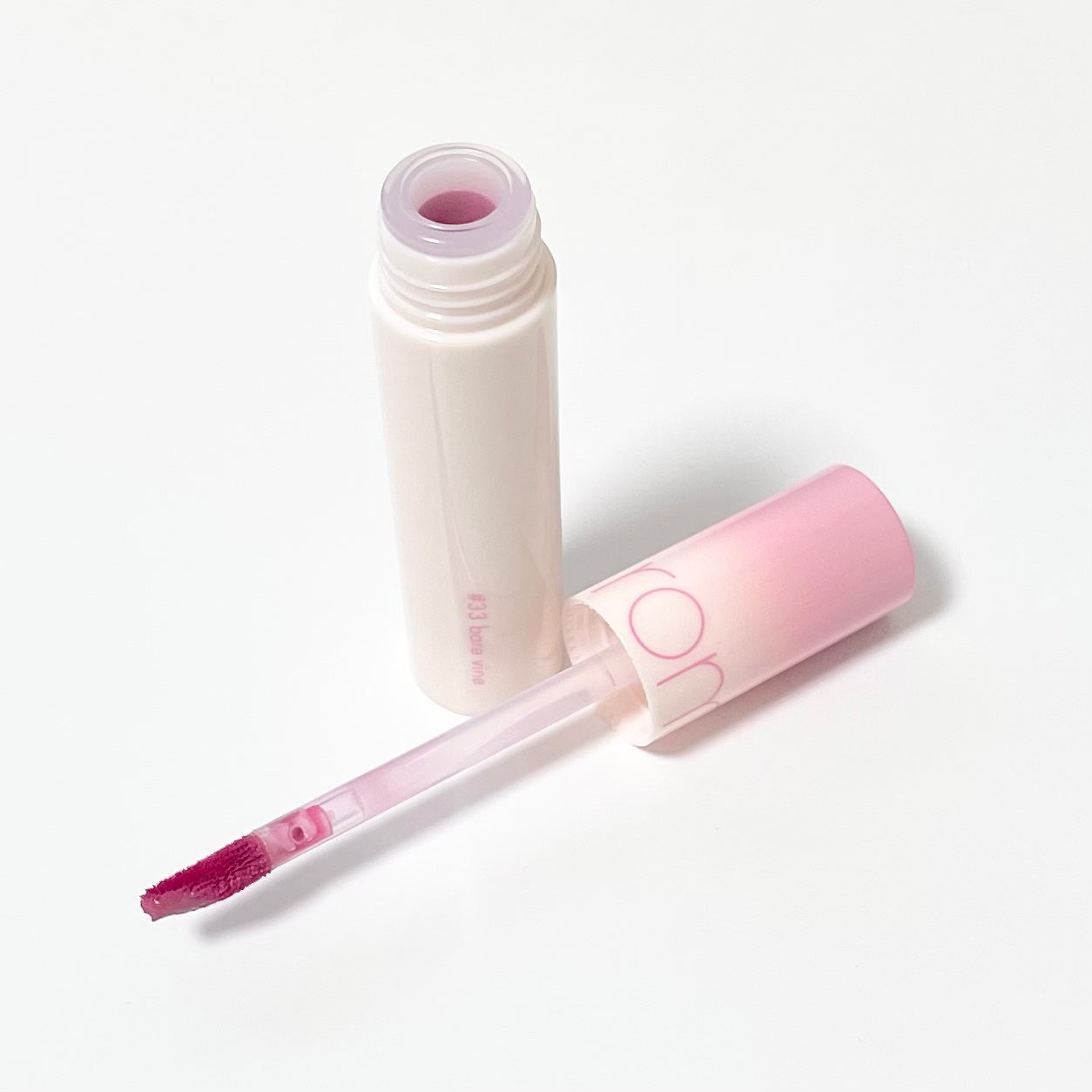 ジューシーラスティングティント/rom&nd/リップティントを使ったクチコミ(3枚目)