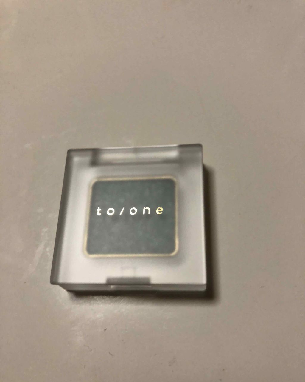 トーン ペタル アイシャドウ 22:ディープグリーン/to/one/アイシャドウパレットを使ったクチコミ（1枚目）