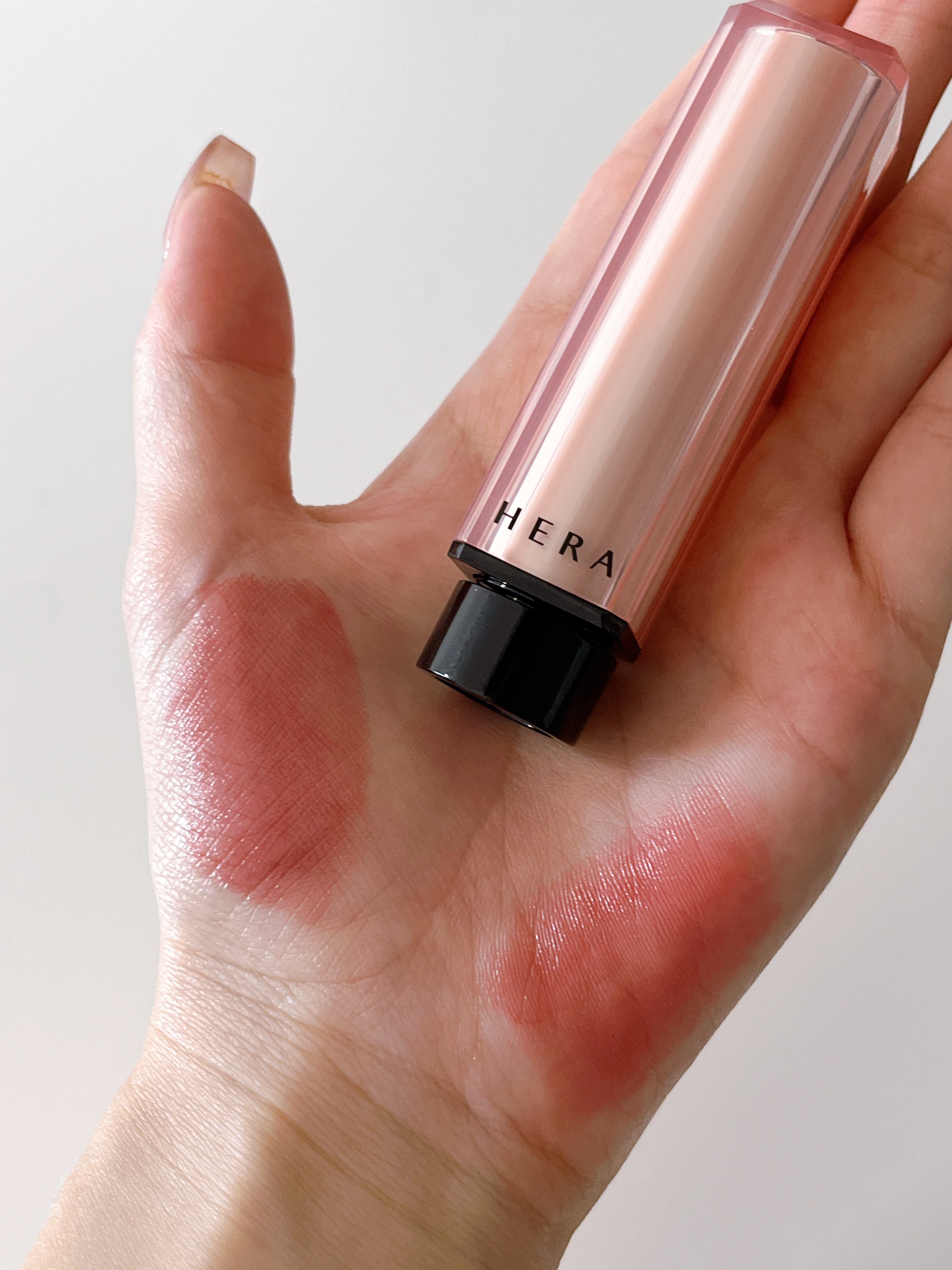 センシュアル ヌードバーム/HERA/リップバームを使ったクチコミ（3枚目）