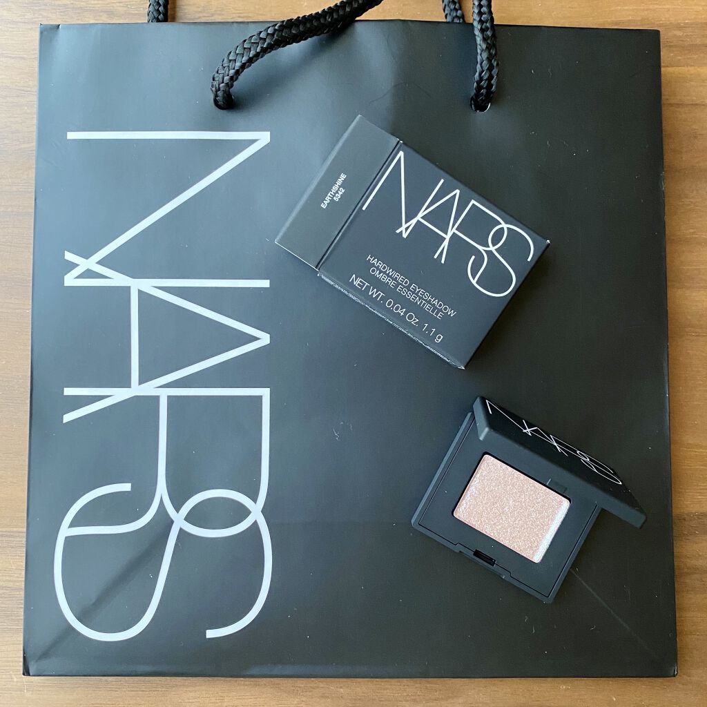 ハードワイヤードアイシャドー/NARS/単色アイシャドウを使ったクチコミ（1枚目）