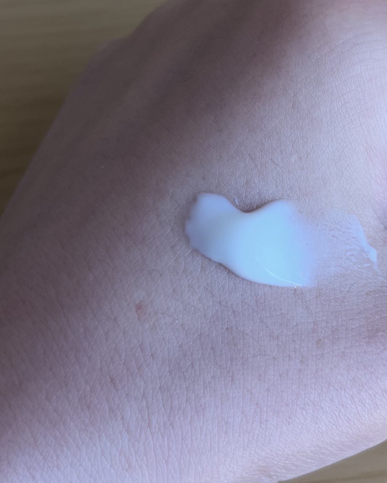 ニベアUV 薬用エッセンス/ニベア/日焼け止めローションを使ったクチコミ（3枚目）