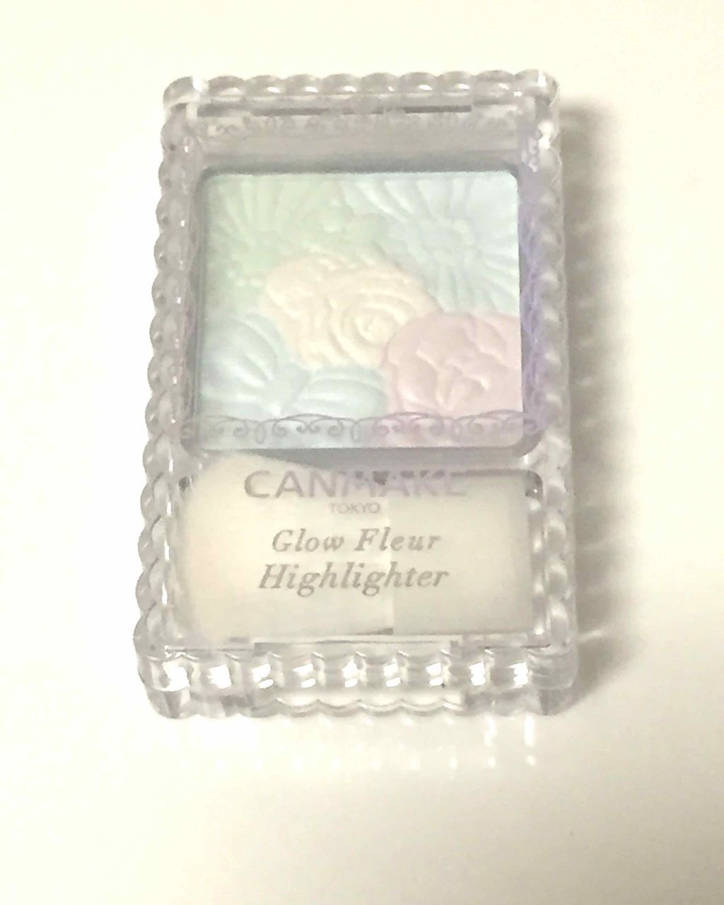 グロウフルールハイライター/キャンメイク/パウダーハイライトを使ったクチコミ（1枚目）
