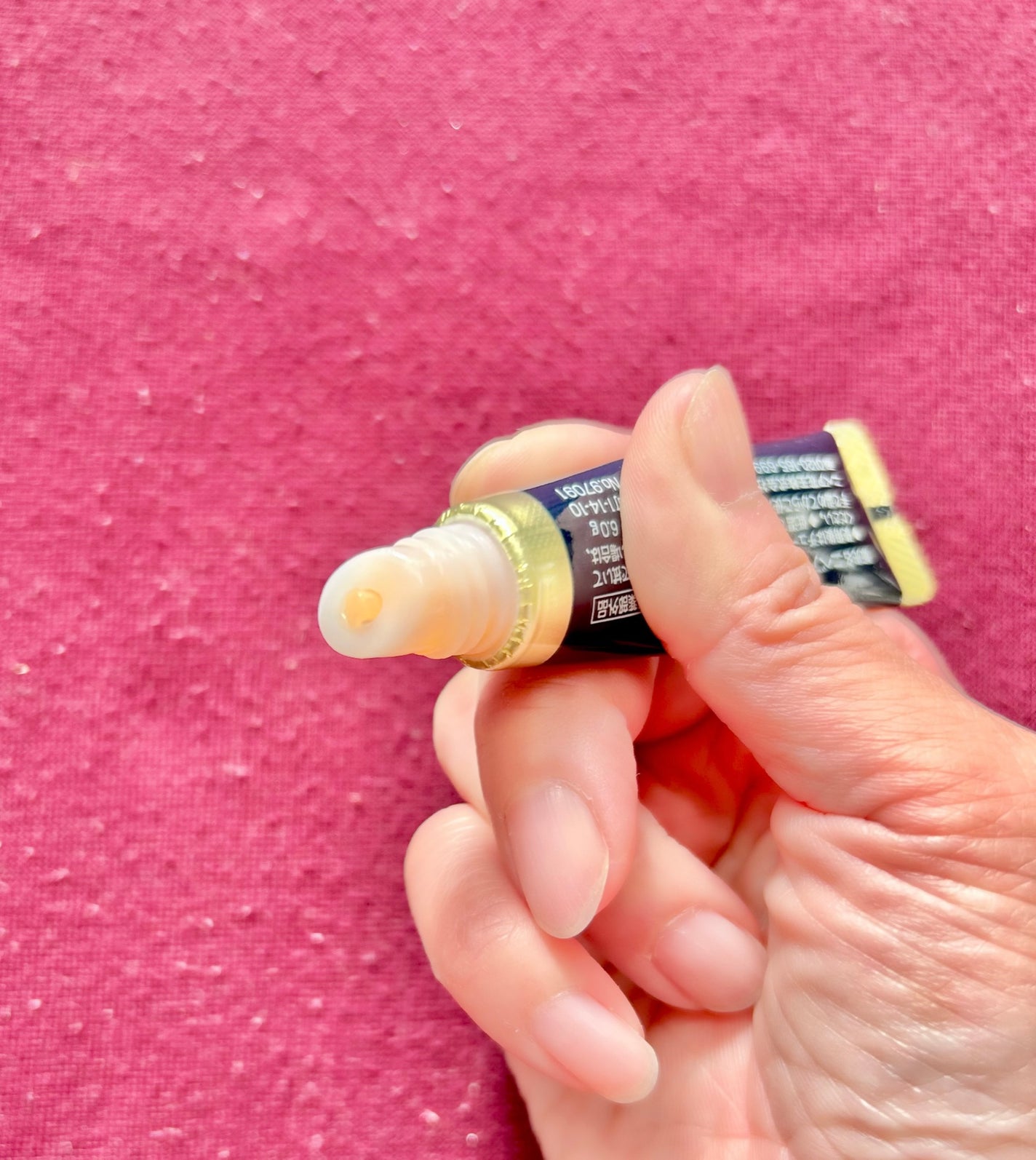 ニベア ロイヤルブルーリップ 濃密美容ケア/ニベア/リップ美容液を使ったクチコミ(2枚目)