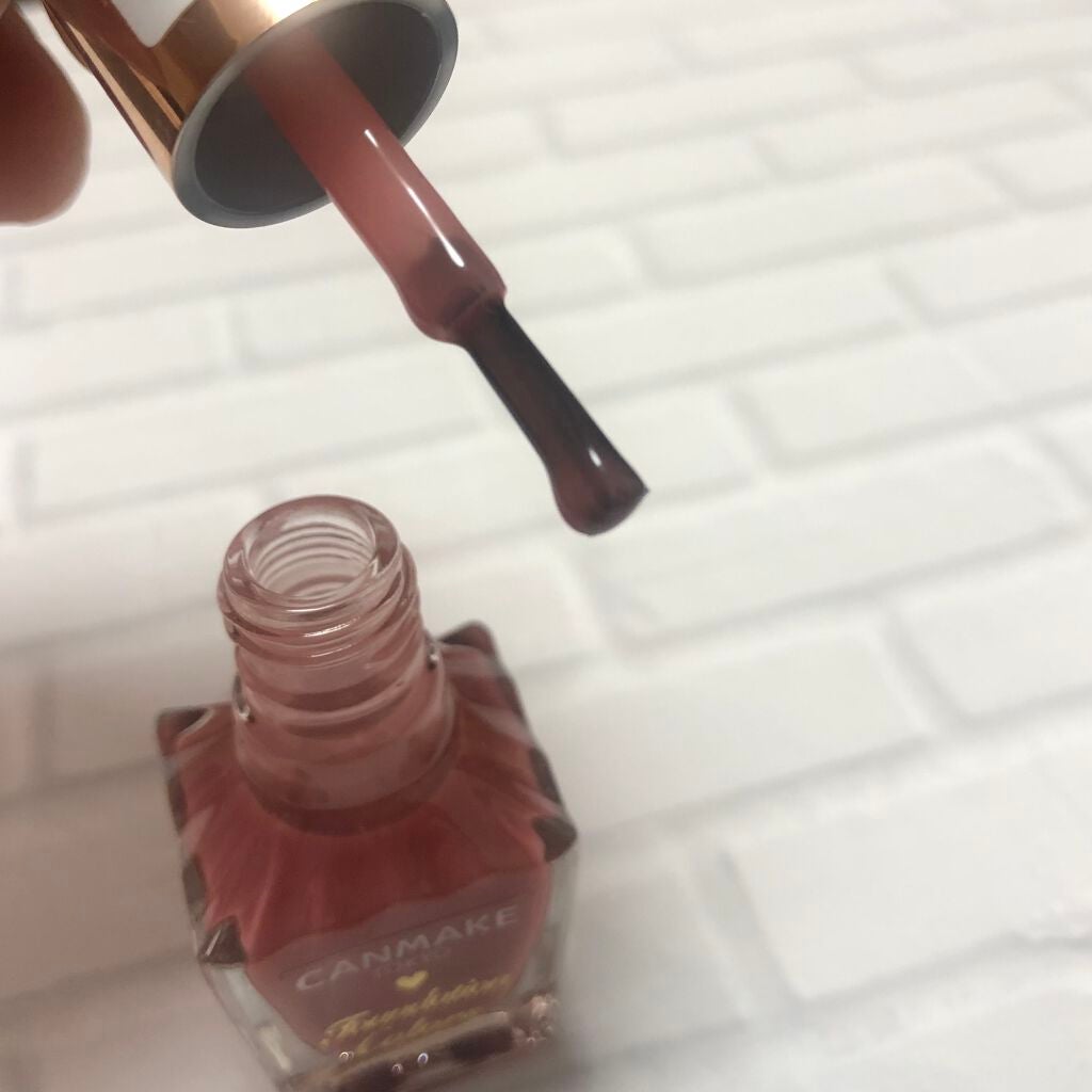 ファンデーションカラーズ/キャンメイク/マニキュアを使ったクチコミ(2枚目)