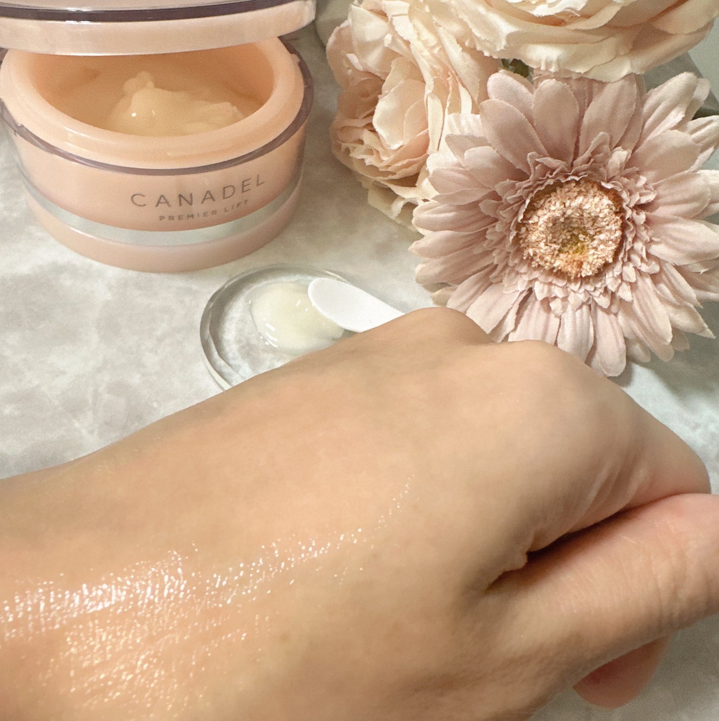 プレミアリフト/CANADEL/オールインワン化粧品を使ったクチコミ(3枚目)
