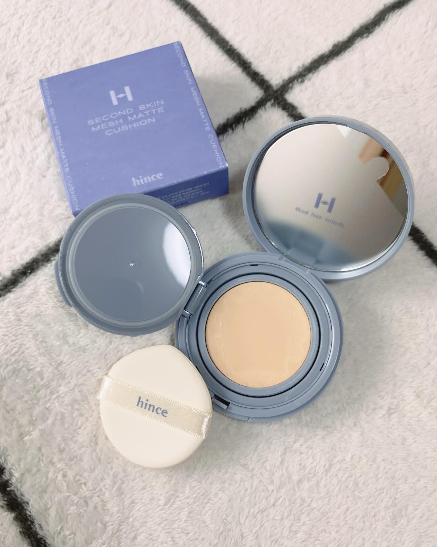 セカンドスキンメッシュマットクッション 17 ポーセリン/hince/クッションファンデーションを使ったクチコミ（2枚目）