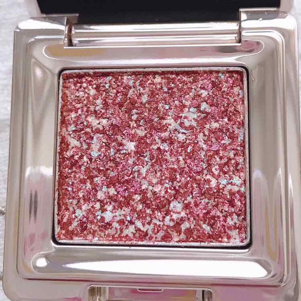 グリッタープリズム シャドウ/MISSHA/グリッターを使ったクチコミ(2枚目)