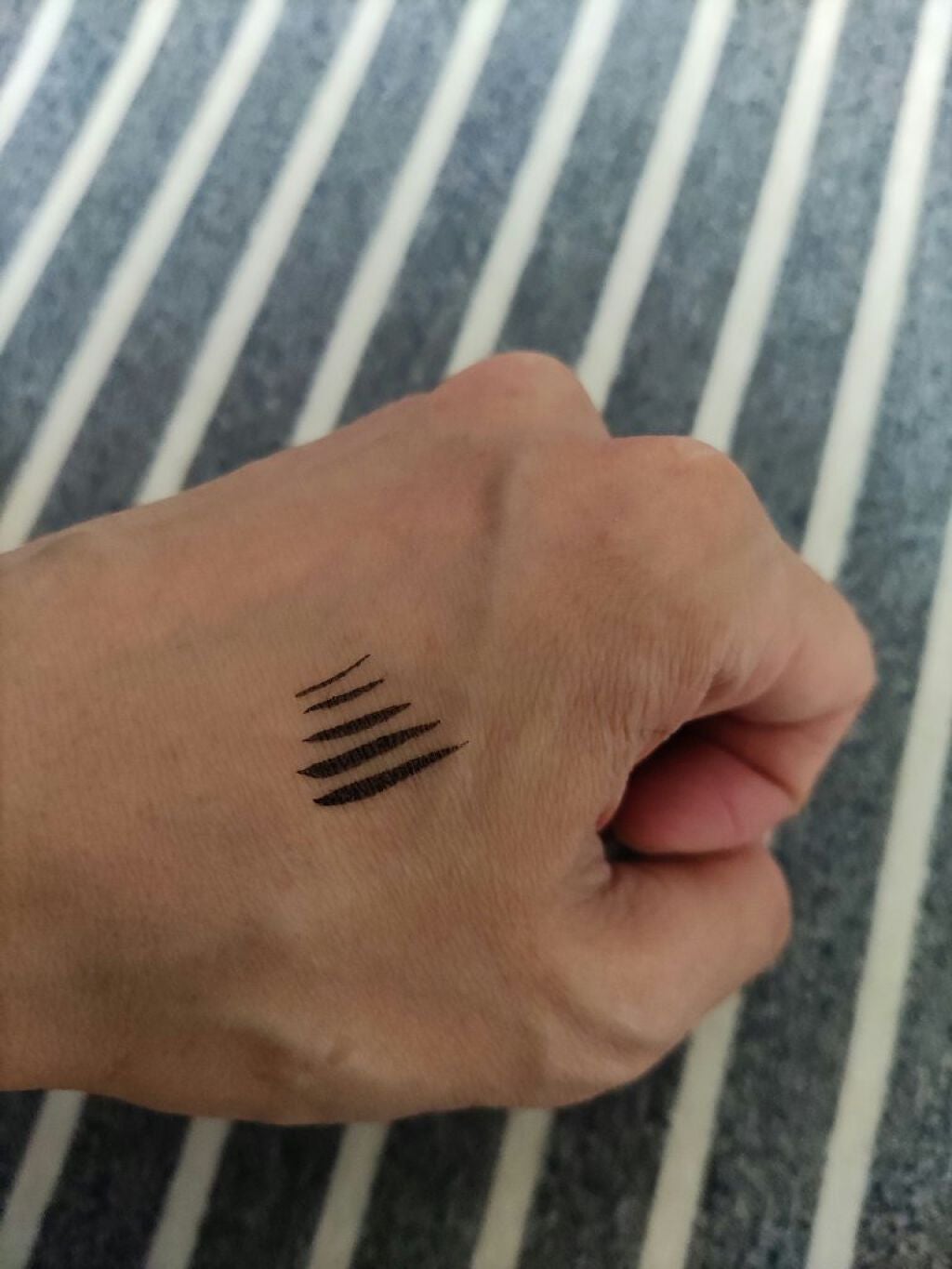 極細アイライナーEX/CEZANNE/リキッドアイライナーを使ったクチコミ(2枚目)