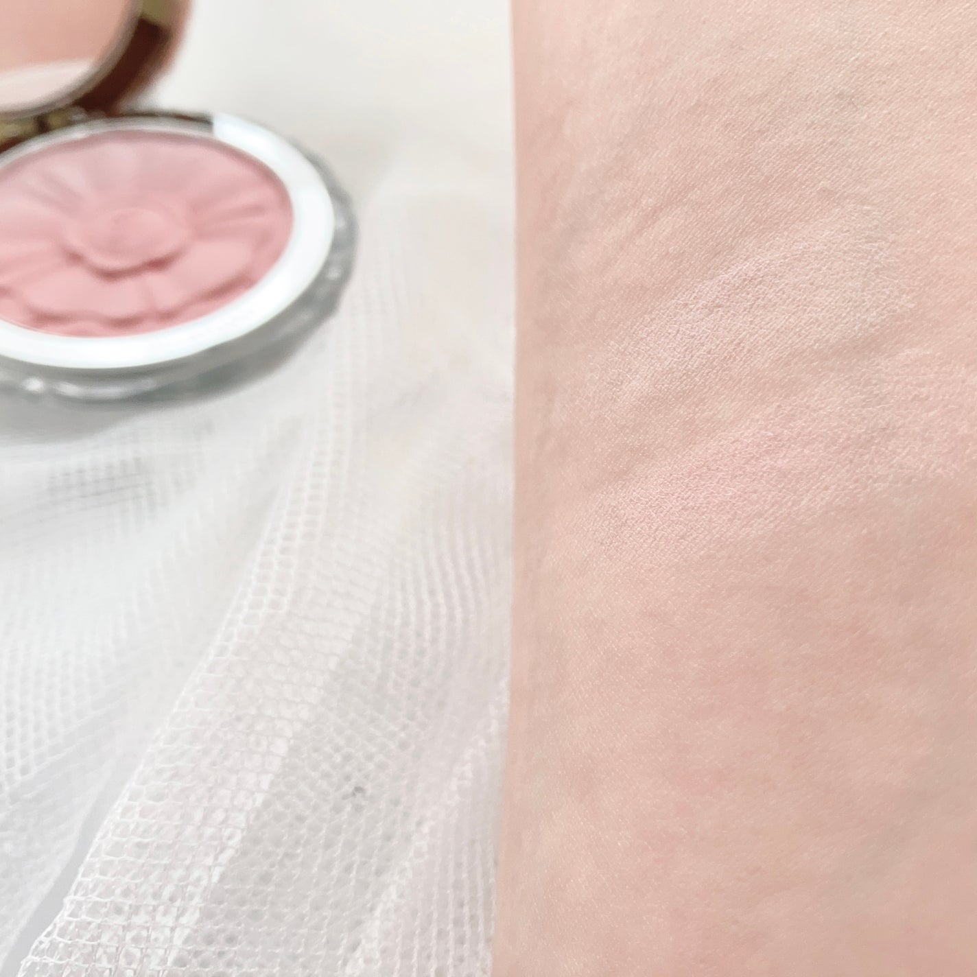 ジルスチュアート パステルペタル ブラッシュ/JILL STUART/パウダーチークを使ったクチコミ(5枚目)