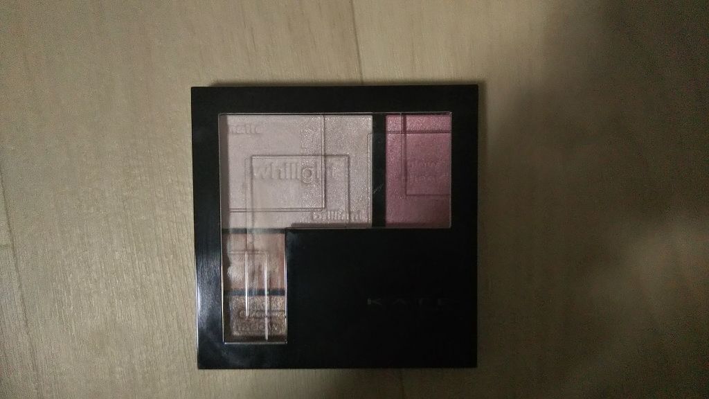 ホワイトシェイピングパレット/KATE/プレストパウダーを使ったクチコミ(1枚目)