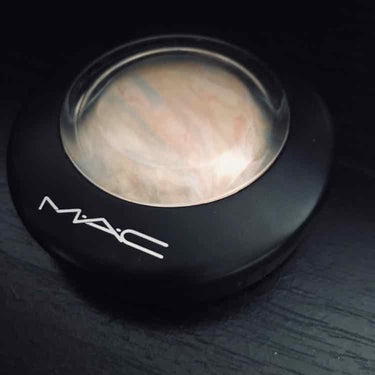 👑MAC❇︎ミネラライズスキンフィニッシュ
ライトスカペード

一生ついていきたい👼3

こんなに馴染むハイライトは他にない。しかもいつまで経っても減らない。
鼻先に入れる👃眉間に入れると夕方、粉ふく。