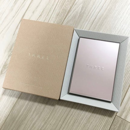 グローフリーダムパレットライジング/THREE/クリームハイライトを使ったクチコミ(2枚目)