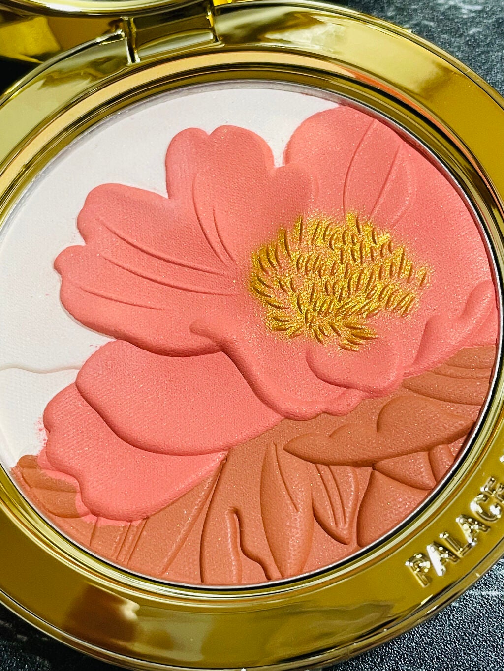 ZEESEAx正宮御品 「盛唐酔夢」シリーズ 丹酔金箔 牡丹チークシャッドパレット/ZEESEA/パウダーチークを使ったクチコミ(3枚目)