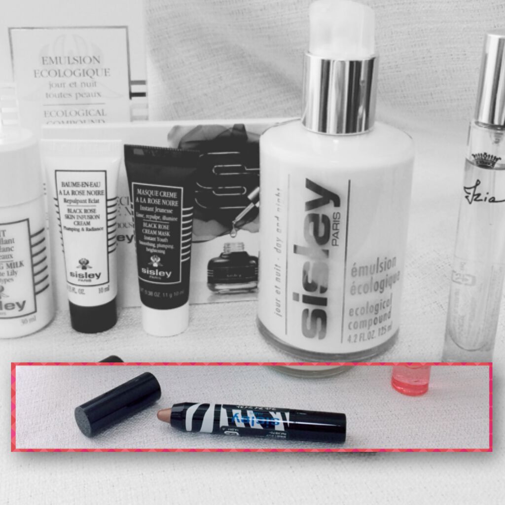 シスレー フィト アイ ツイストのクチコミ「一本でグラデおkなアイクレヨン
☑︎ シスレー フィト アイ ツイスト 1 トパーズ

柔らか.....」（1枚目）