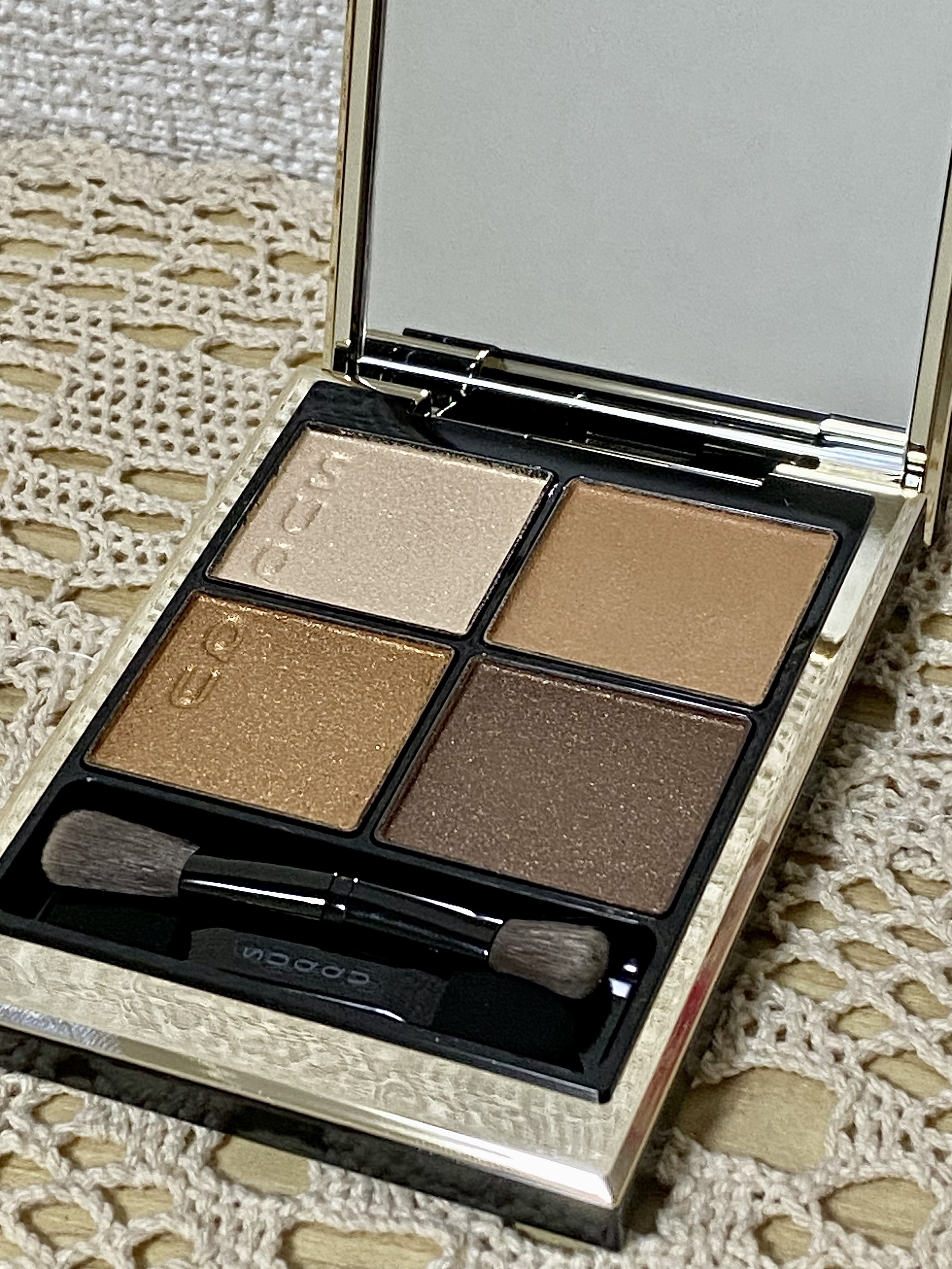 シグニチャー カラー アイズ/SUQQU/アイシャドウパレットを使ったクチコミ（2枚目）