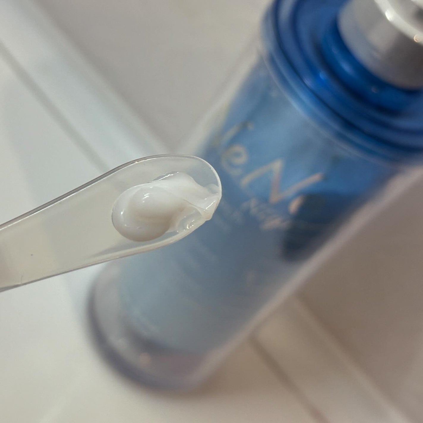 きのこ@フォロバします on LIPS 「NeNeから出ている夜の摩擦ダメージと睡眠の質に着目したスリー..」(3枚目)