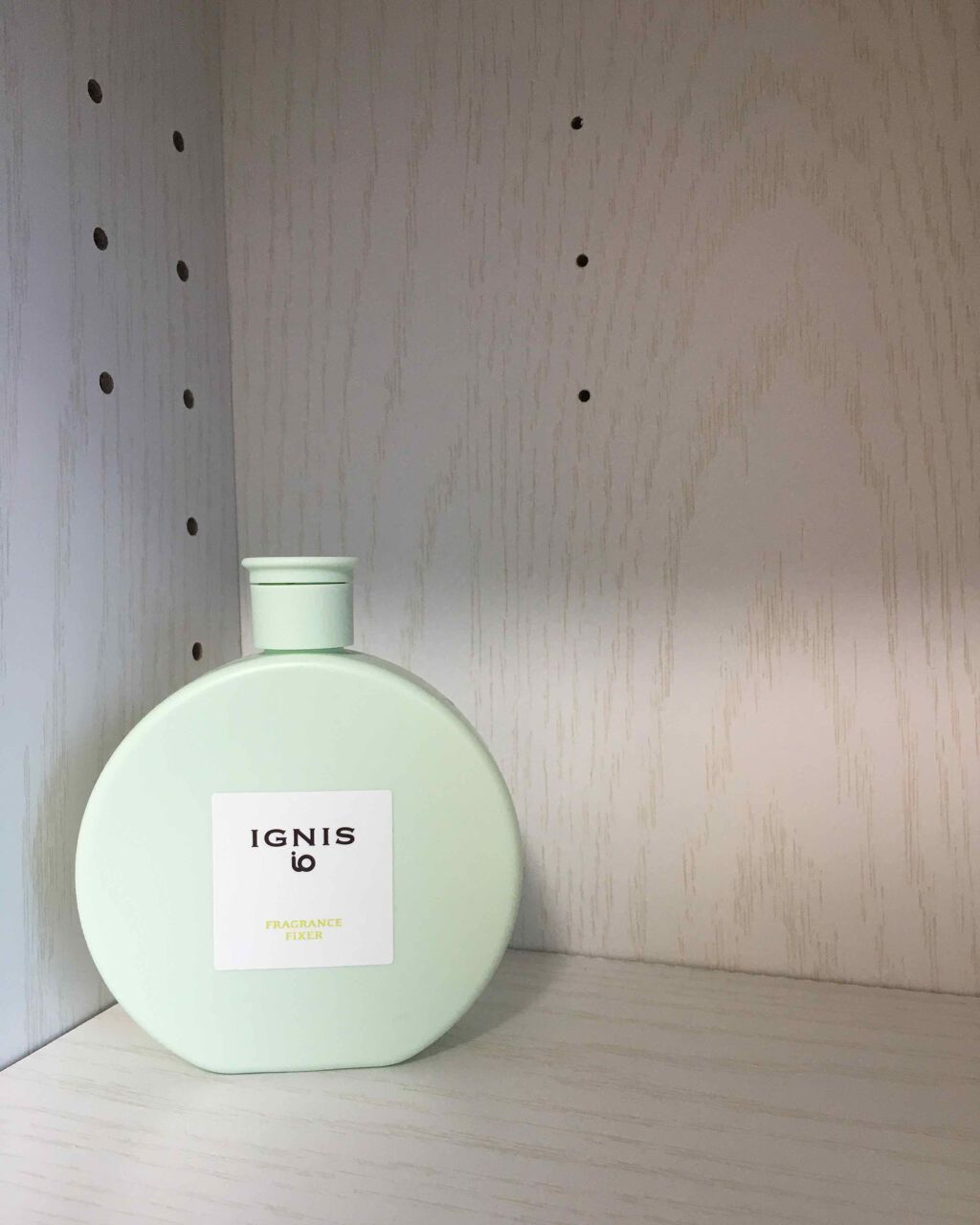 IGNIS イグニス イオ フレグランス フィクサーのクチコミ「イグニス イオ フレグランス フィクサー。
お母さんにプレゼントでもらった！
香りが良く、髪の.....」（1枚目）