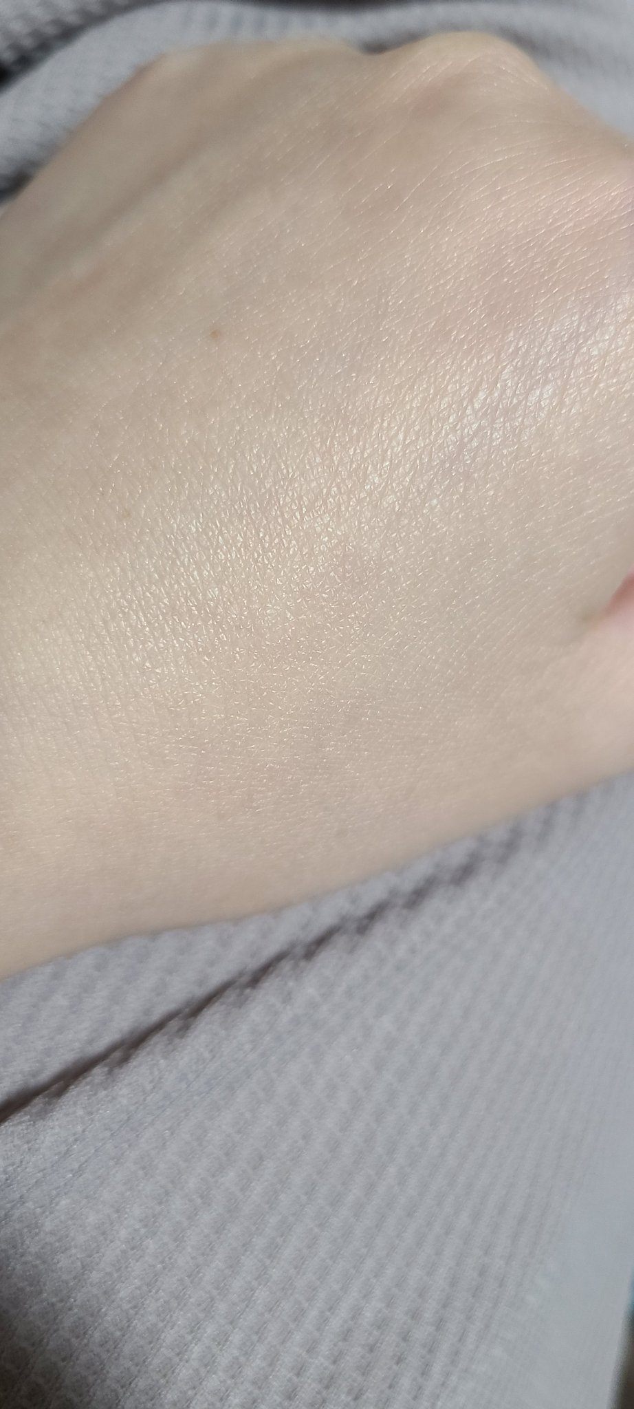 フィットミー リキッドファンデーション R/MAYBELLINE NEW YORK/リキッドファンデーションを使ったクチコミ（2枚目）