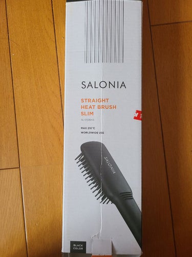 SALONIA ストレートヒートブラシ スリム のクチコミ「SALONIA　ストレートヒートブラシ スリム

くせ毛な私。
ブローしなければうねってる😢
.....」（1枚目）