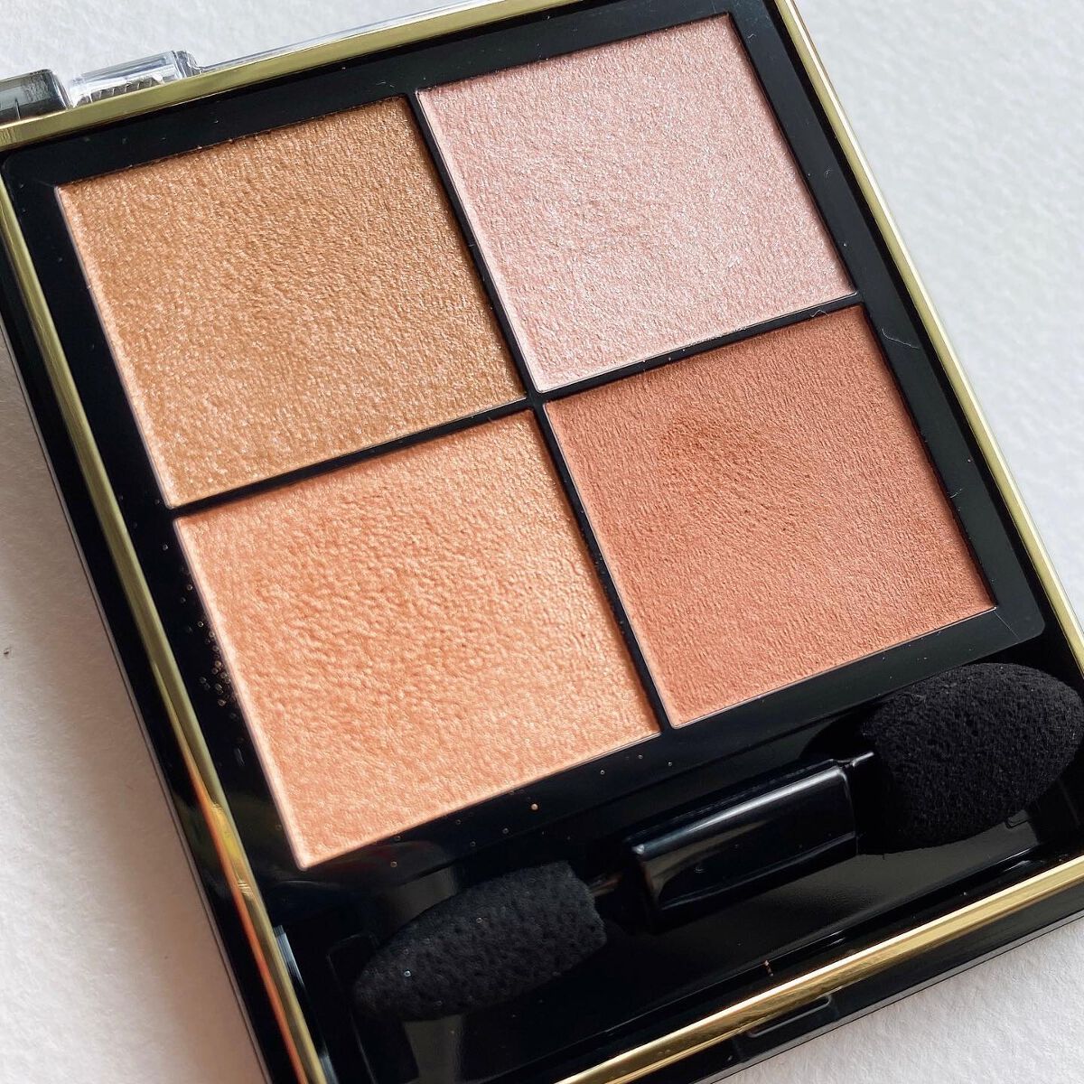 リアルクローズシャドウ/excel/アイシャドウパレットを使ったクチコミ(3枚目)