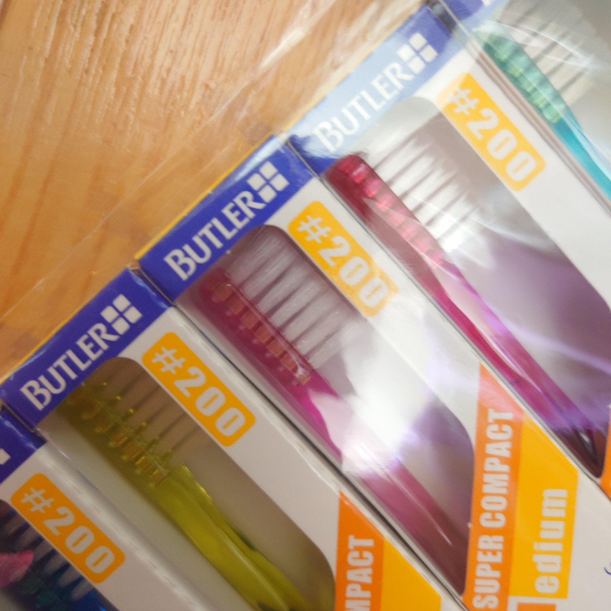 バトラー ハブラシ ＃211/サンスター/歯ブラシを使ったクチコミ（2枚目）