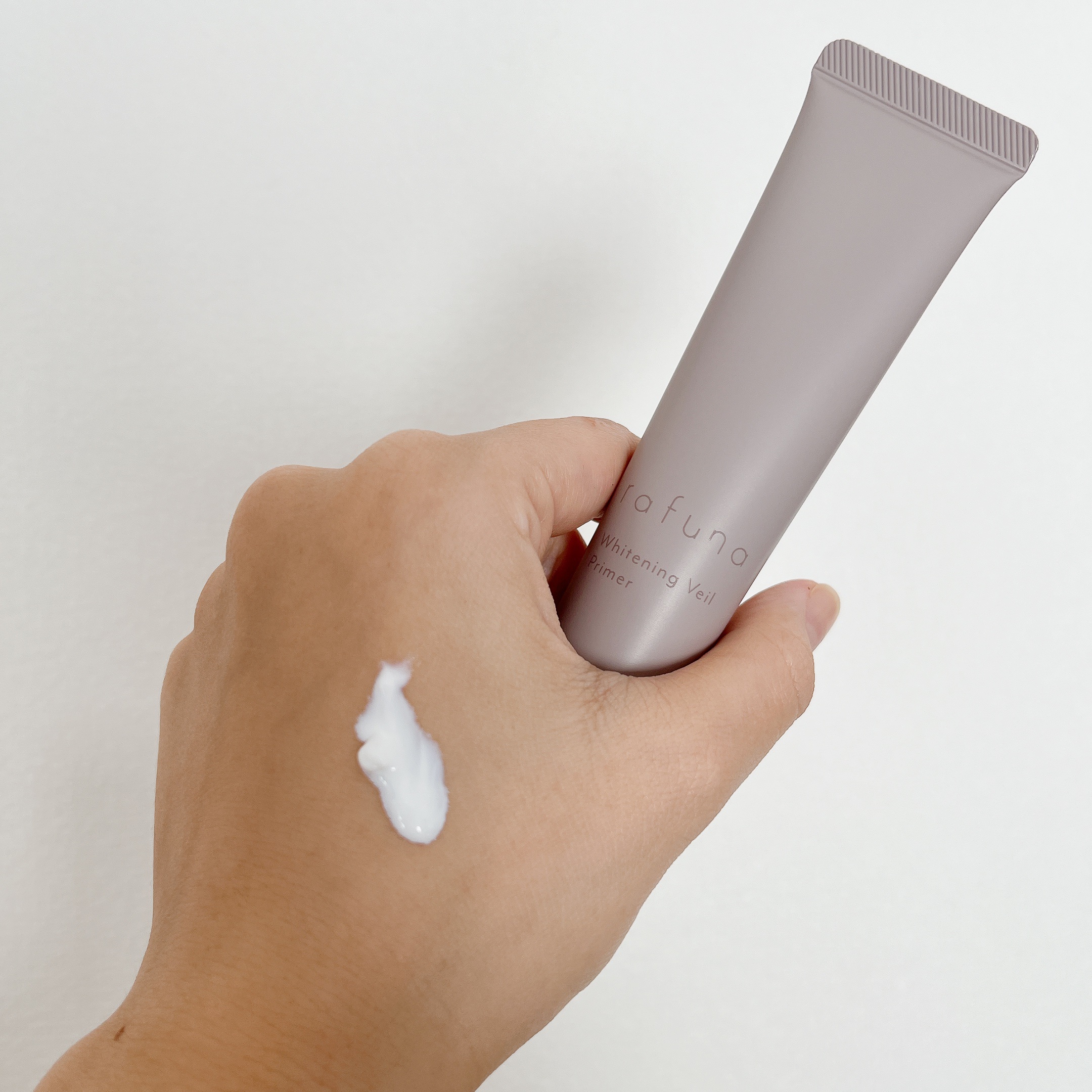ホワイトニングヴェールプライマー/rafuna/化粧下地を使ったクチコミ（2枚目）