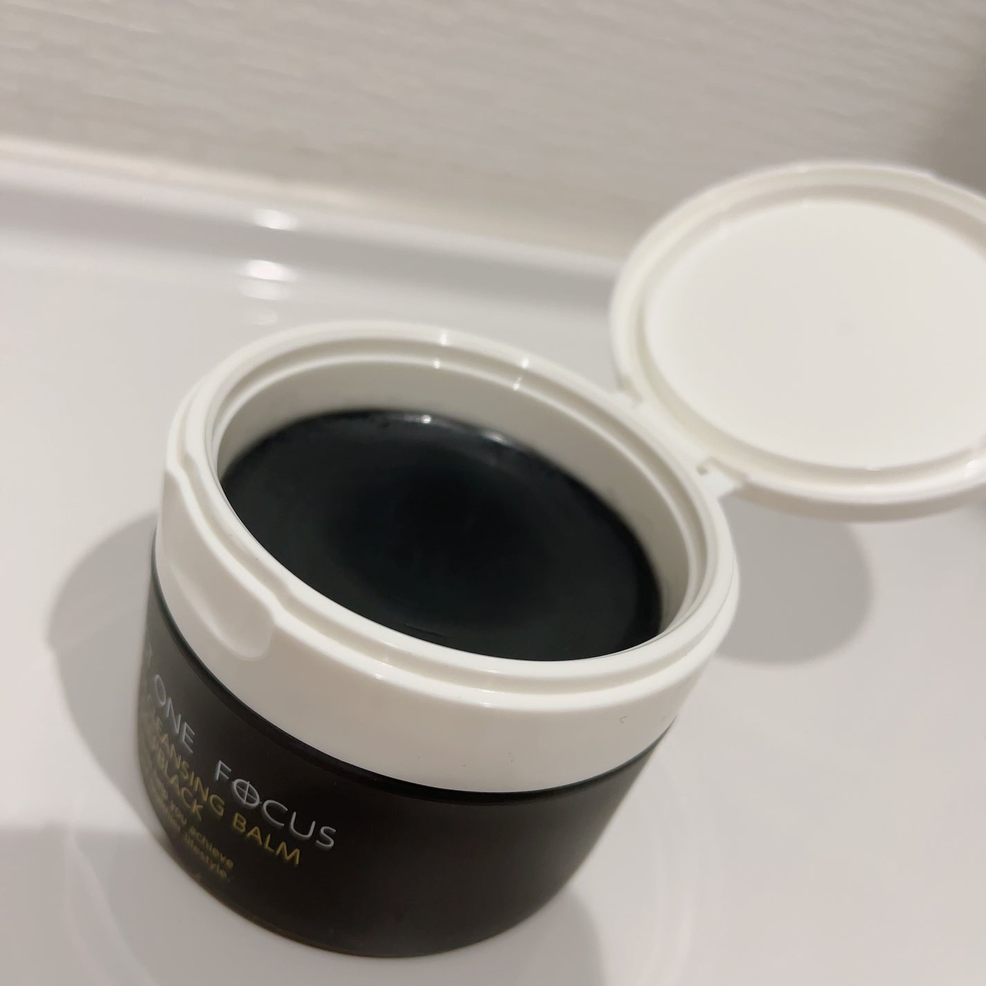 パーフェクトワンフォーカス スムースクレンジングバーム ディープブラック/PERFECT ONE FOCUS/クレンジングバームを使ったクチコミ(2枚目)