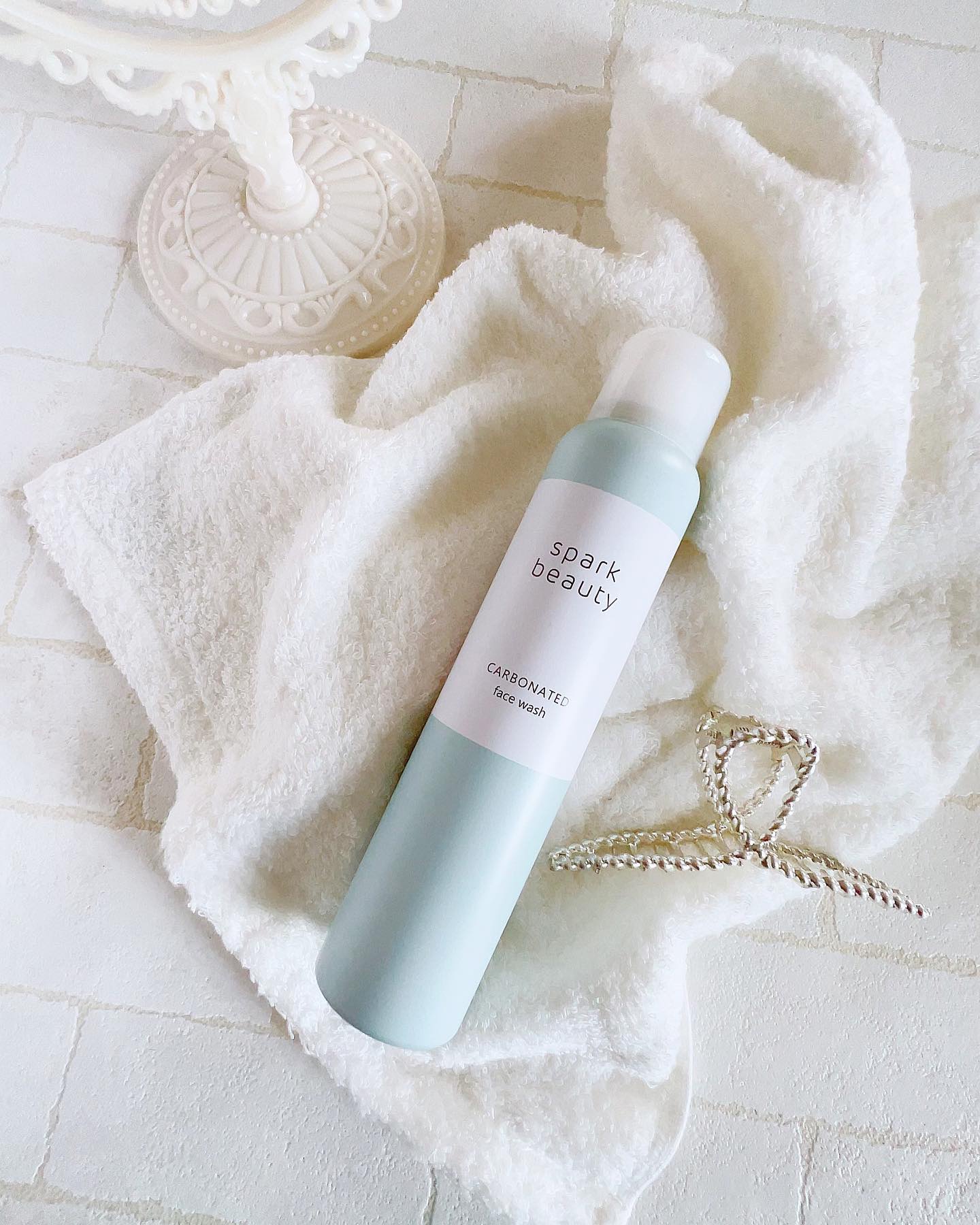 SPARK BEAUTY 炭酸クレンジングフォームのクチコミ「・
・
ごしごし洗い、もう卒業しない？

楽天ランキング5冠*‪達成！‪

@sparkbea.....」（1枚目）