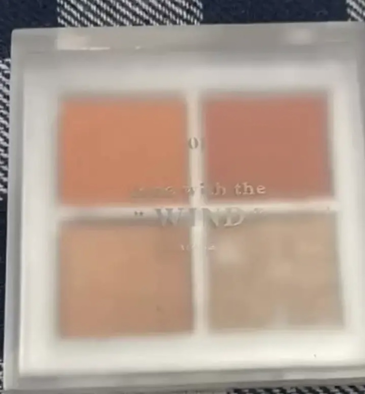 アイシャドウパレット/4U2/アイシャドウパレットを使ったクチコミ（2枚目）