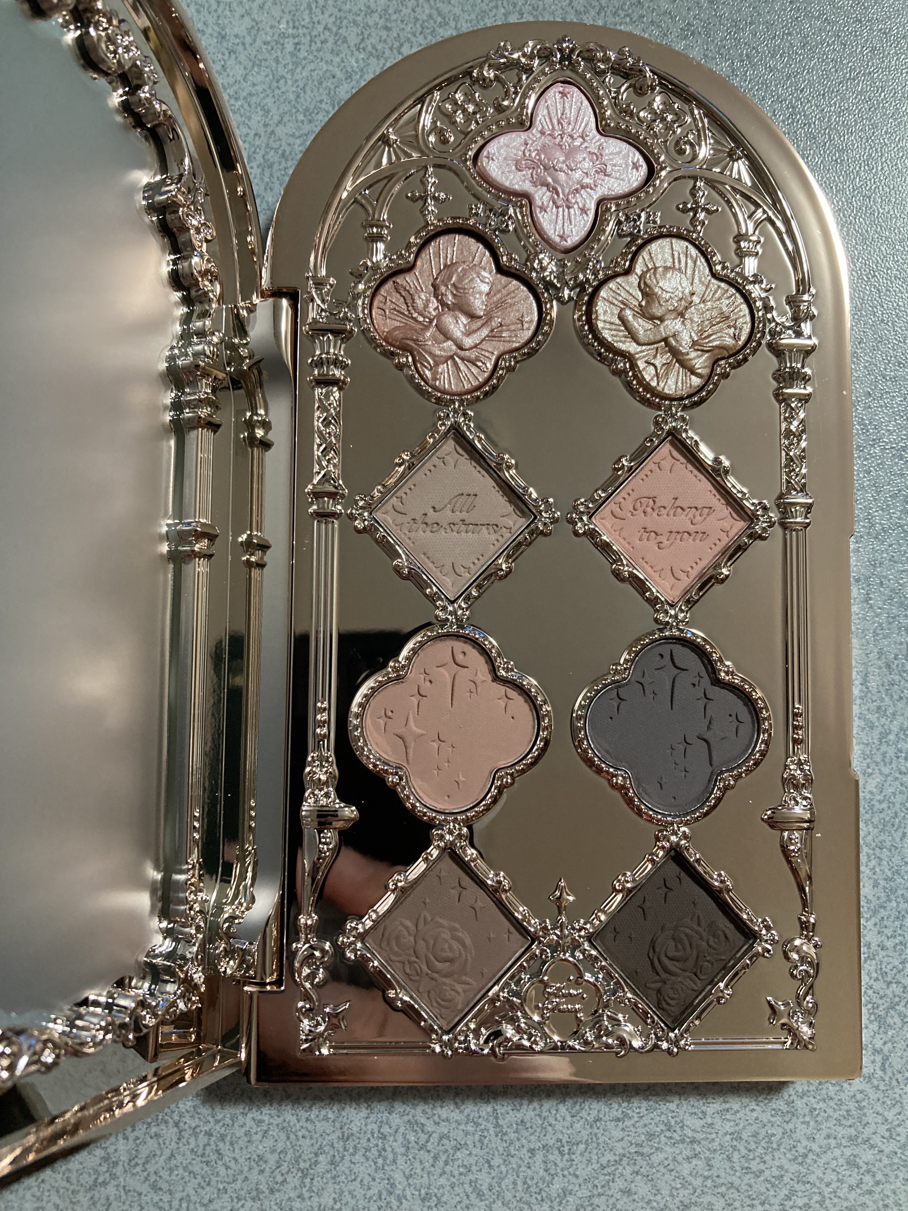 フラワーノーズ リトルエンジェルコレクション 9色アイシャドウパレット/FlowerKnows/アイシャドウパレットを使ったクチコミ（2枚目）