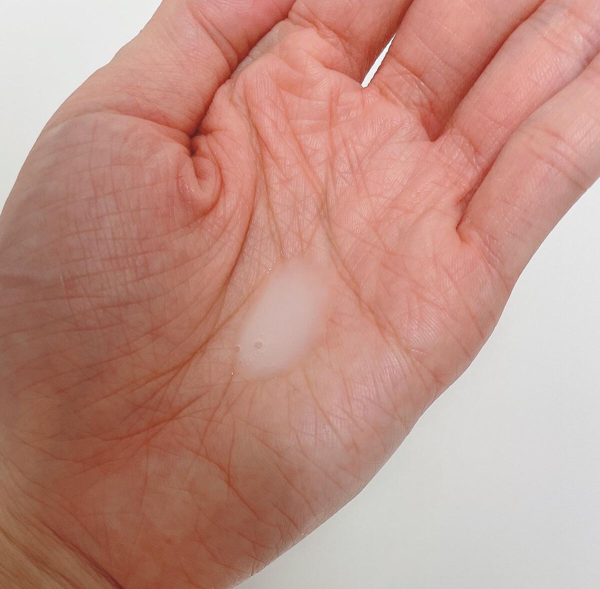 momo on LIPS 「とても好きな商品で2本目// ▷hoLy_One 自然科学発..」(3枚目)