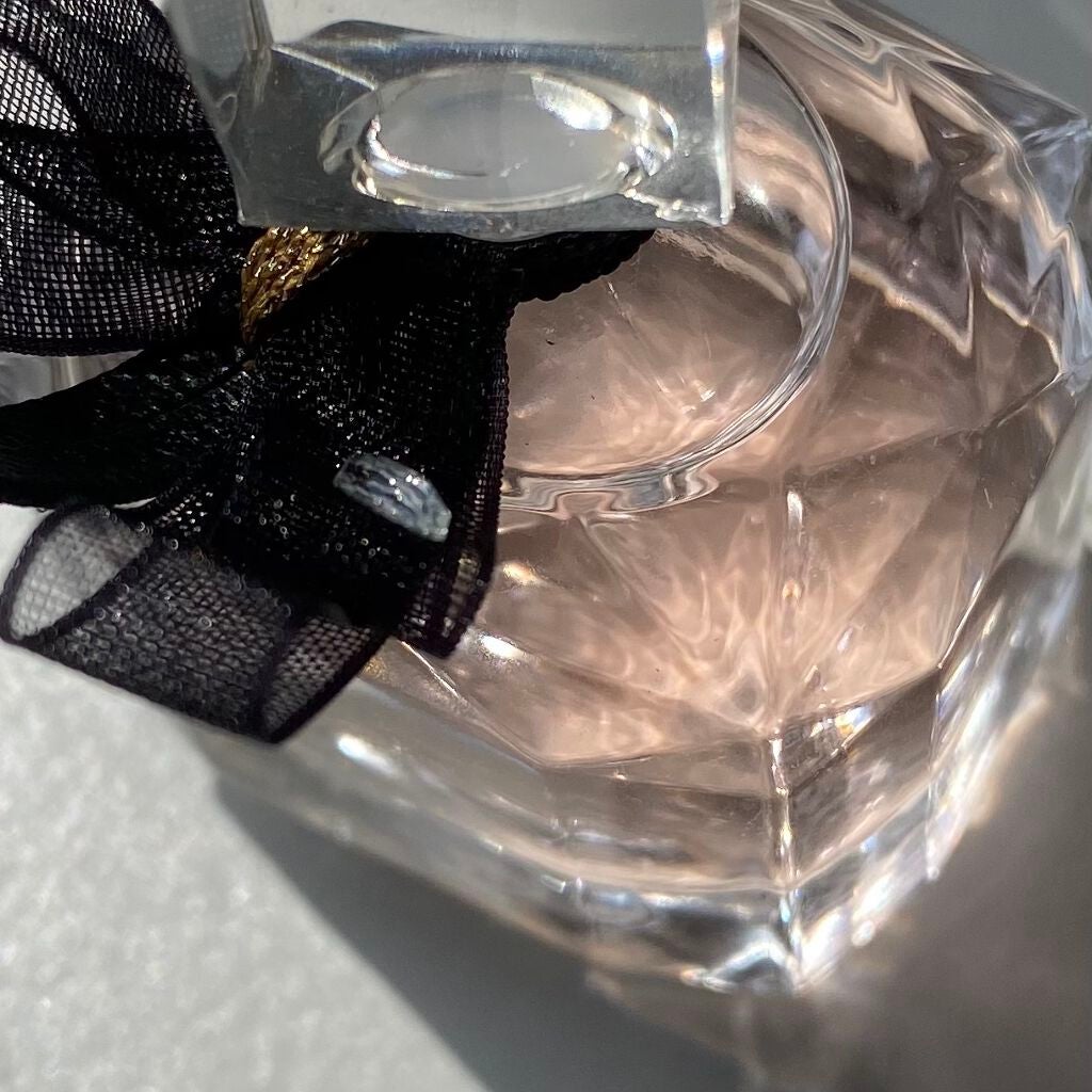 モン パリフローラル オーデパルファム/YVES SAINT LAURENT BEAUTE/香水(レディース)を使ったクチコミ(2枚目)