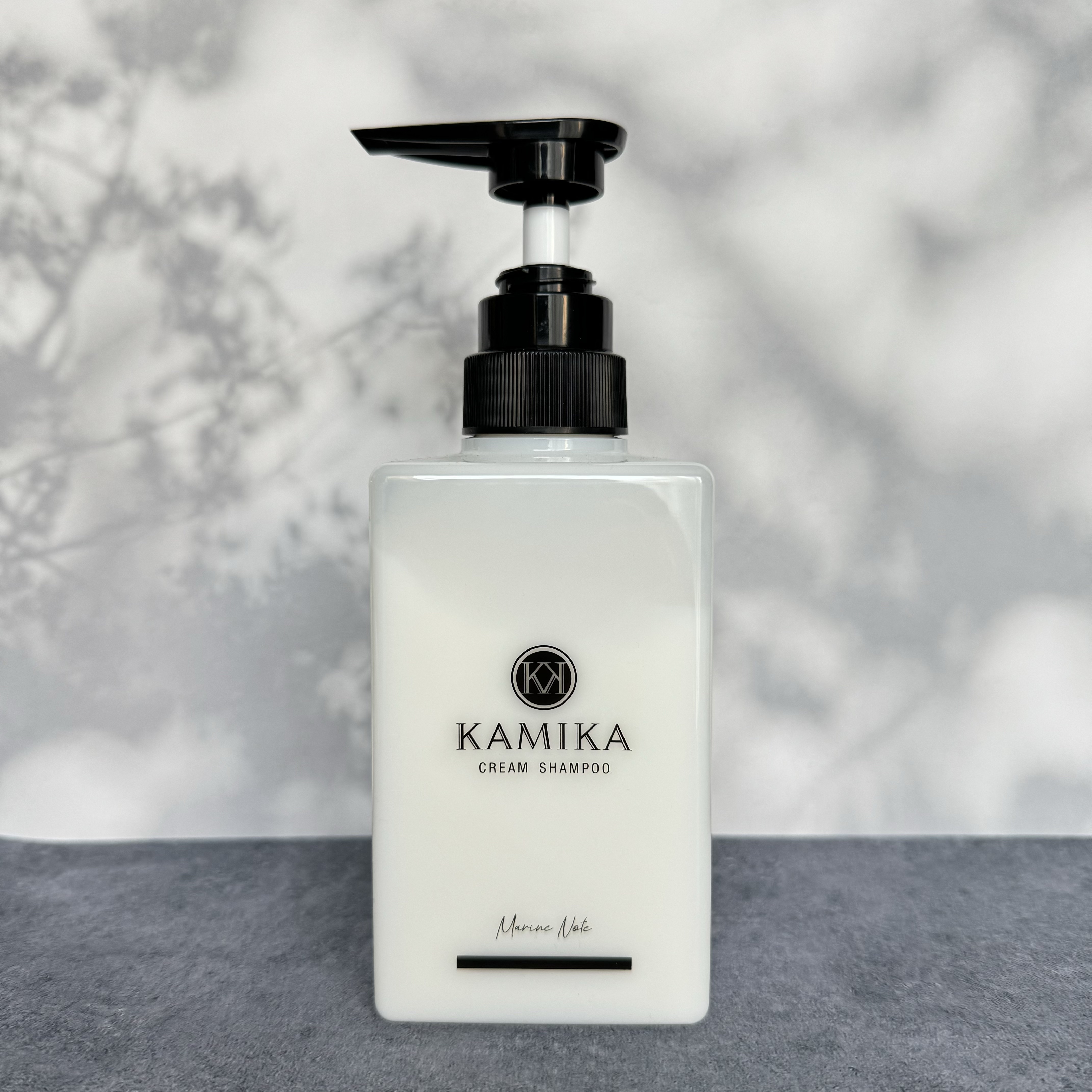 【超激安定番】KAMIKA クリームシャンプー 600ｇ ×2 ボトルセット シャンプー