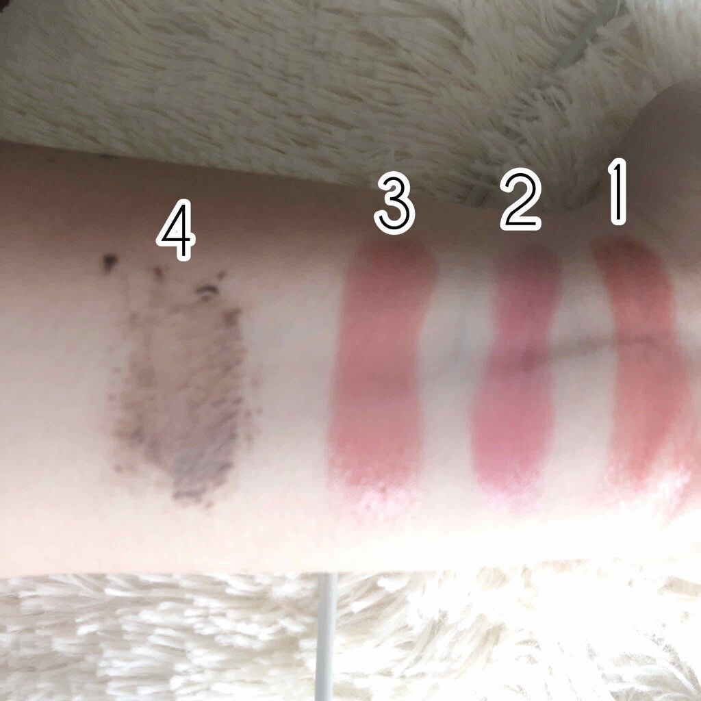 ウォーター シャイニー ボリューミー パール/MAYBELLINE NEW YORK/口紅を使ったクチコミ(4枚目)