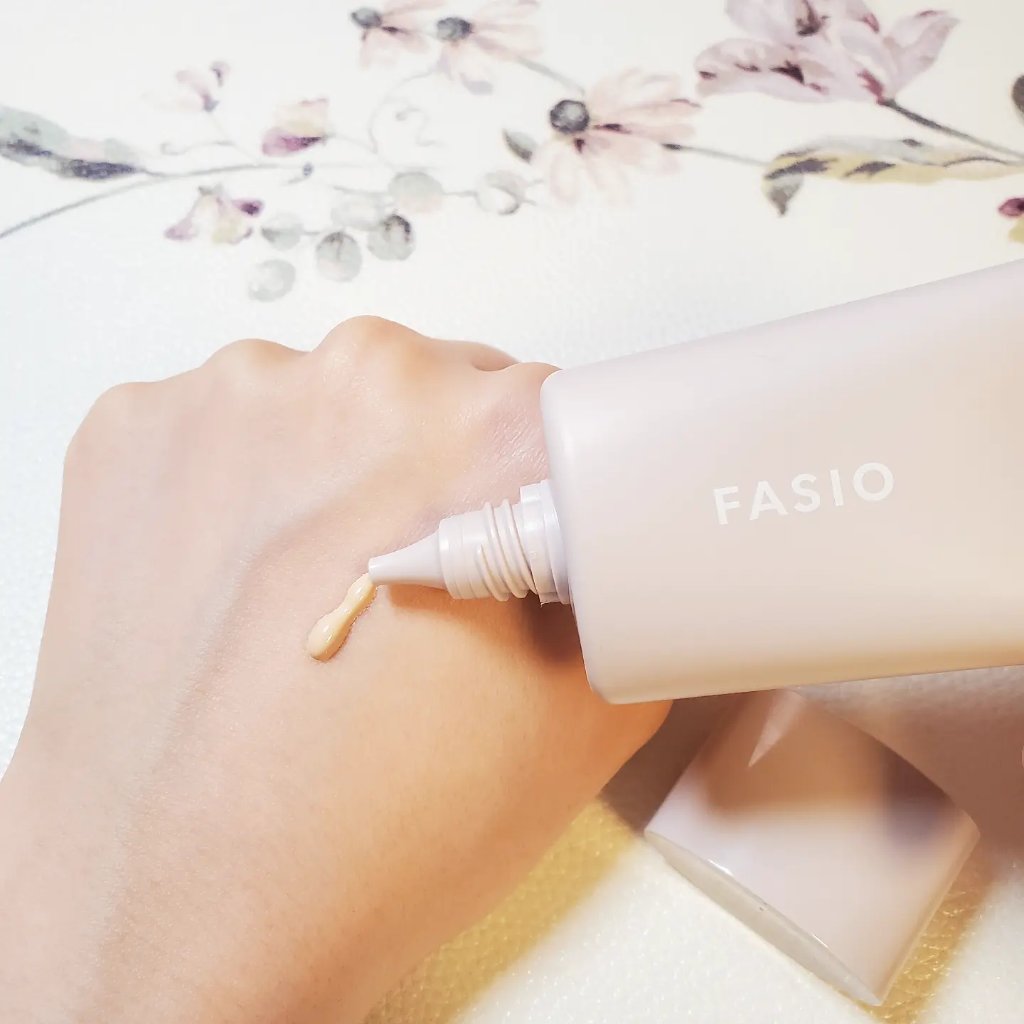 エアリーステイ BB ティント モイスト/FASIO/BBクリームを使ったクチコミ（3枚目）