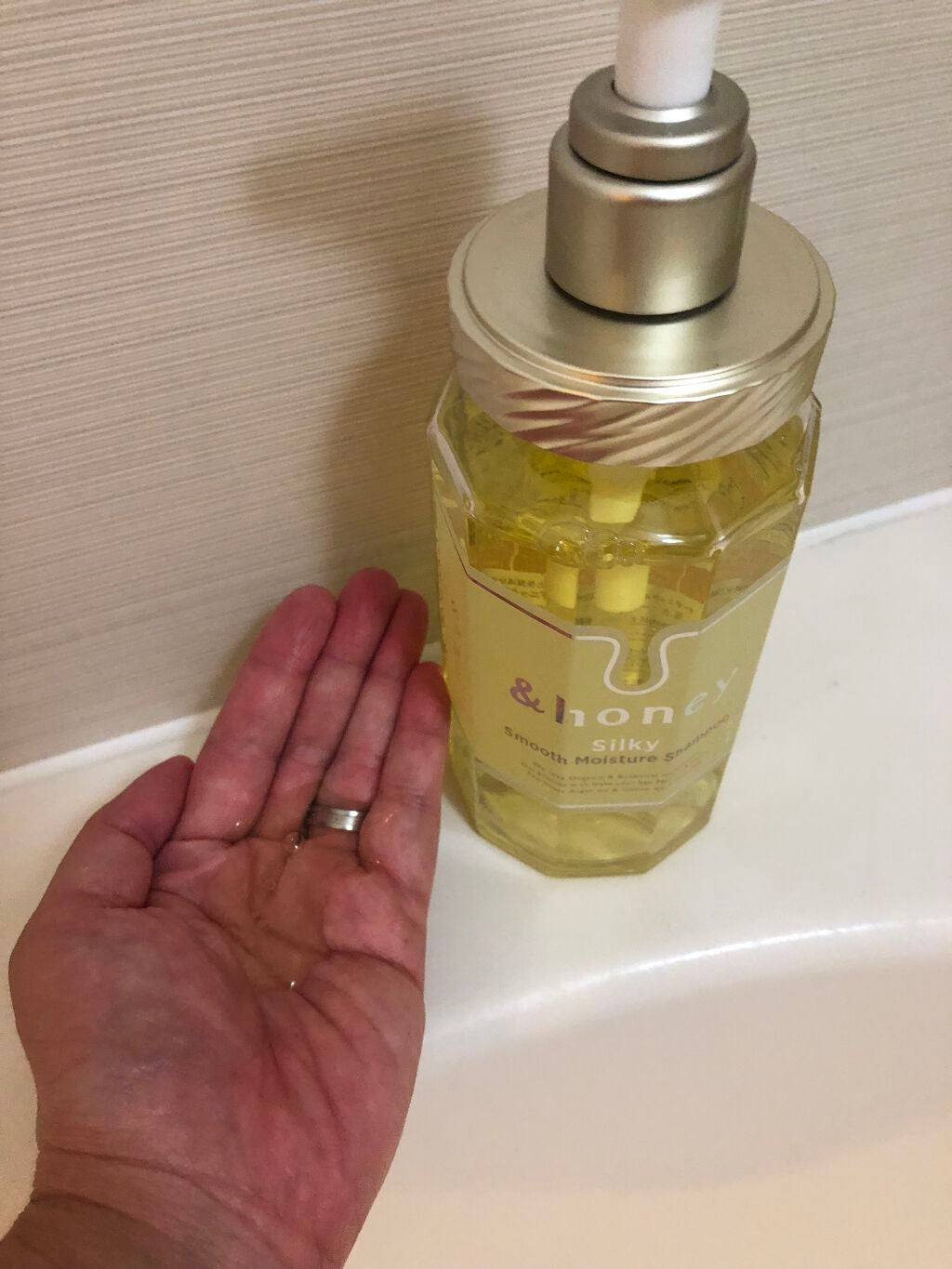 シルキー スムースモイスチャー シャンプー 1.0/ヘアトリートメント 2.0/&honey/市販シャンプーを使ったクチコミ(4枚目)