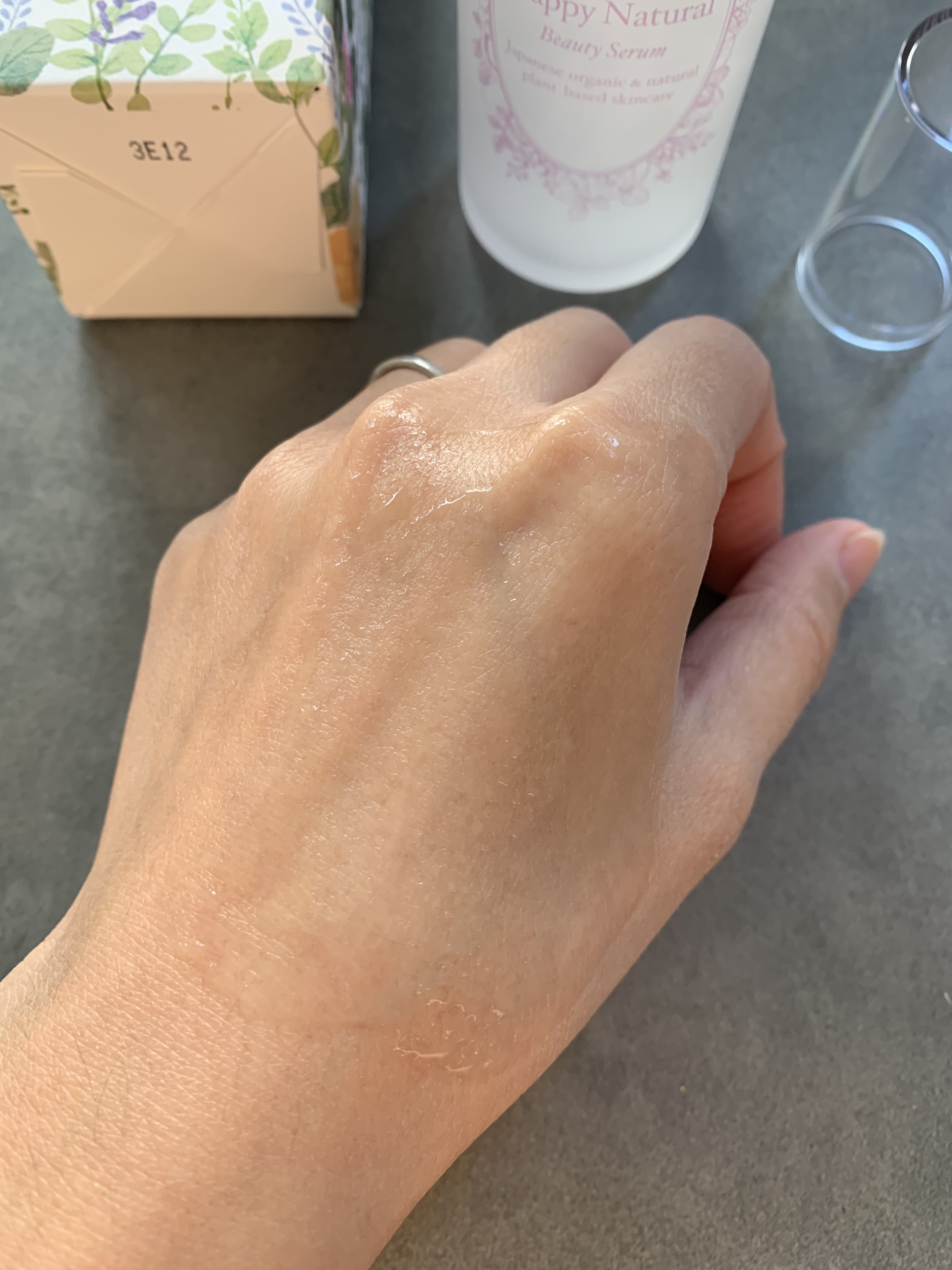 2層式美容液　/ハッピーナチュラル/美容液を使ったクチコミ（3枚目）