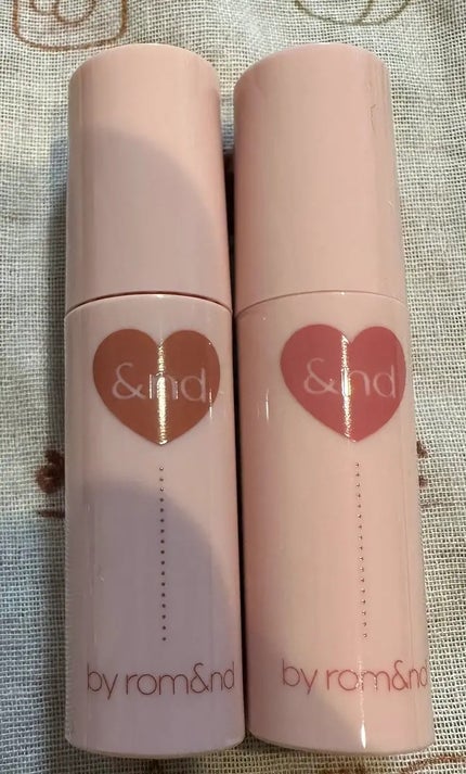 アンドバイロムアンド グラッシーボムティント/&nd by rom&nd/リップティントを使ったクチコミ(1枚目)