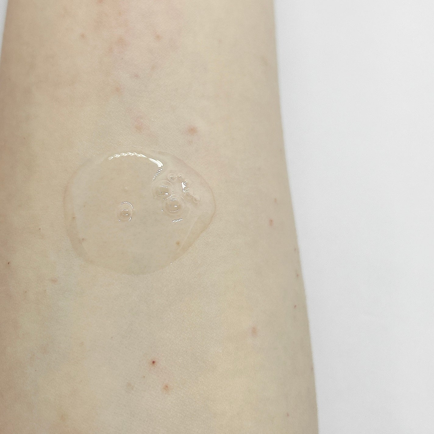 ピンクアロエムチンセラム/APRILSKIN/美容液を使ったクチコミ(3枚目)