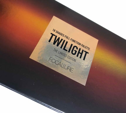TWILIGHT 18 Color Eyeshadow Palette/FOCALLURE/アイシャドウパレットを使ったクチコミ(3枚目)