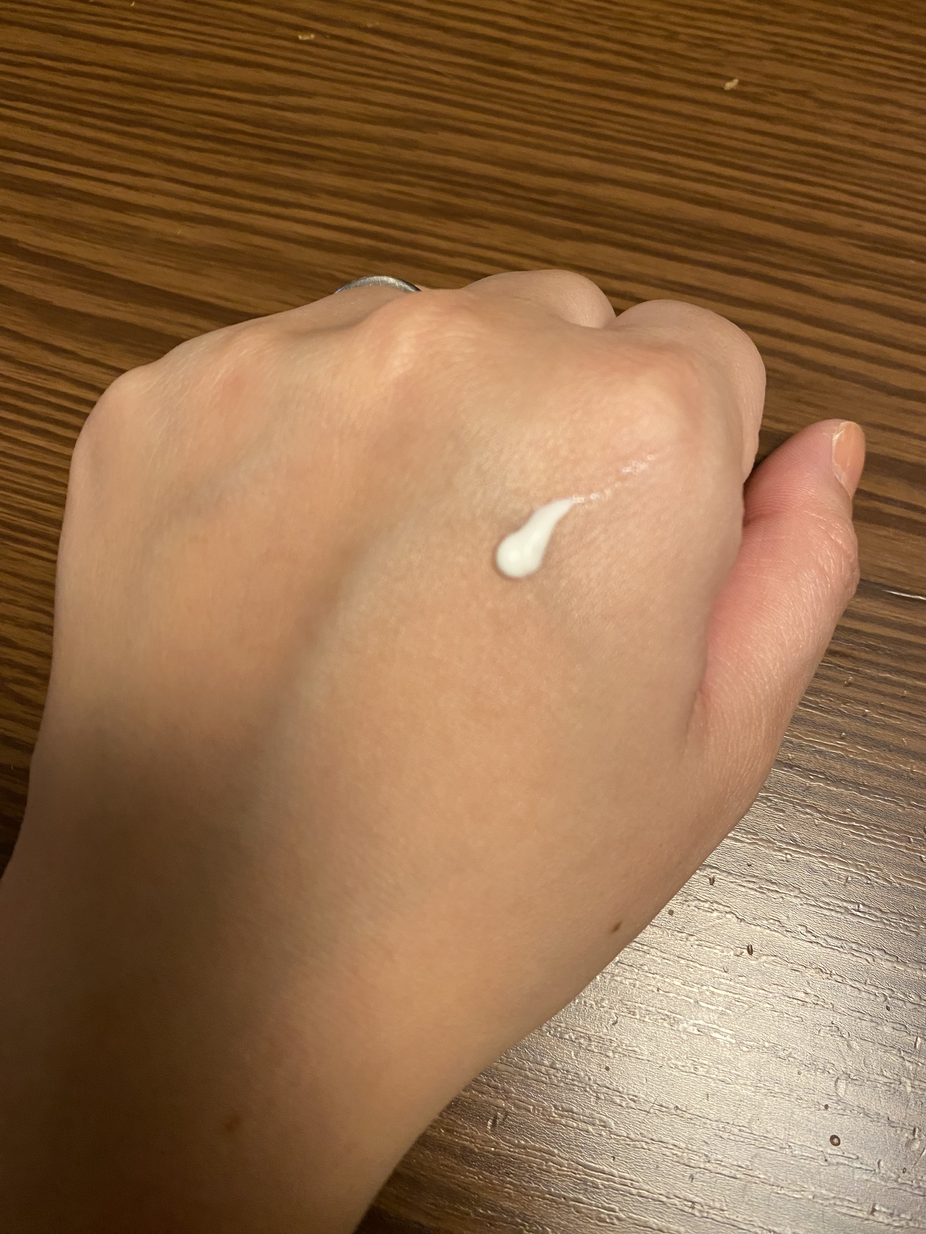 スキンプロテクター/ADDICTION/日焼け止めミルクを使ったクチコミ（2枚目）