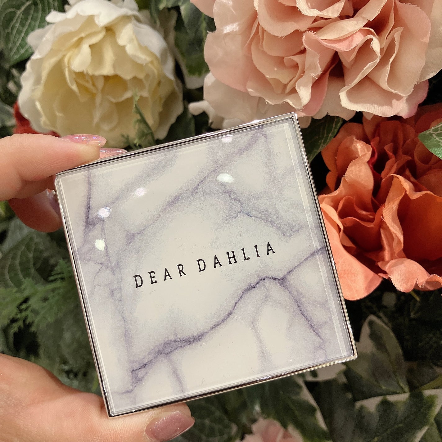 スキンルミナスハイライター/DEAR DAHLIA/パウダーハイライトを使ったクチコミ(1枚目)