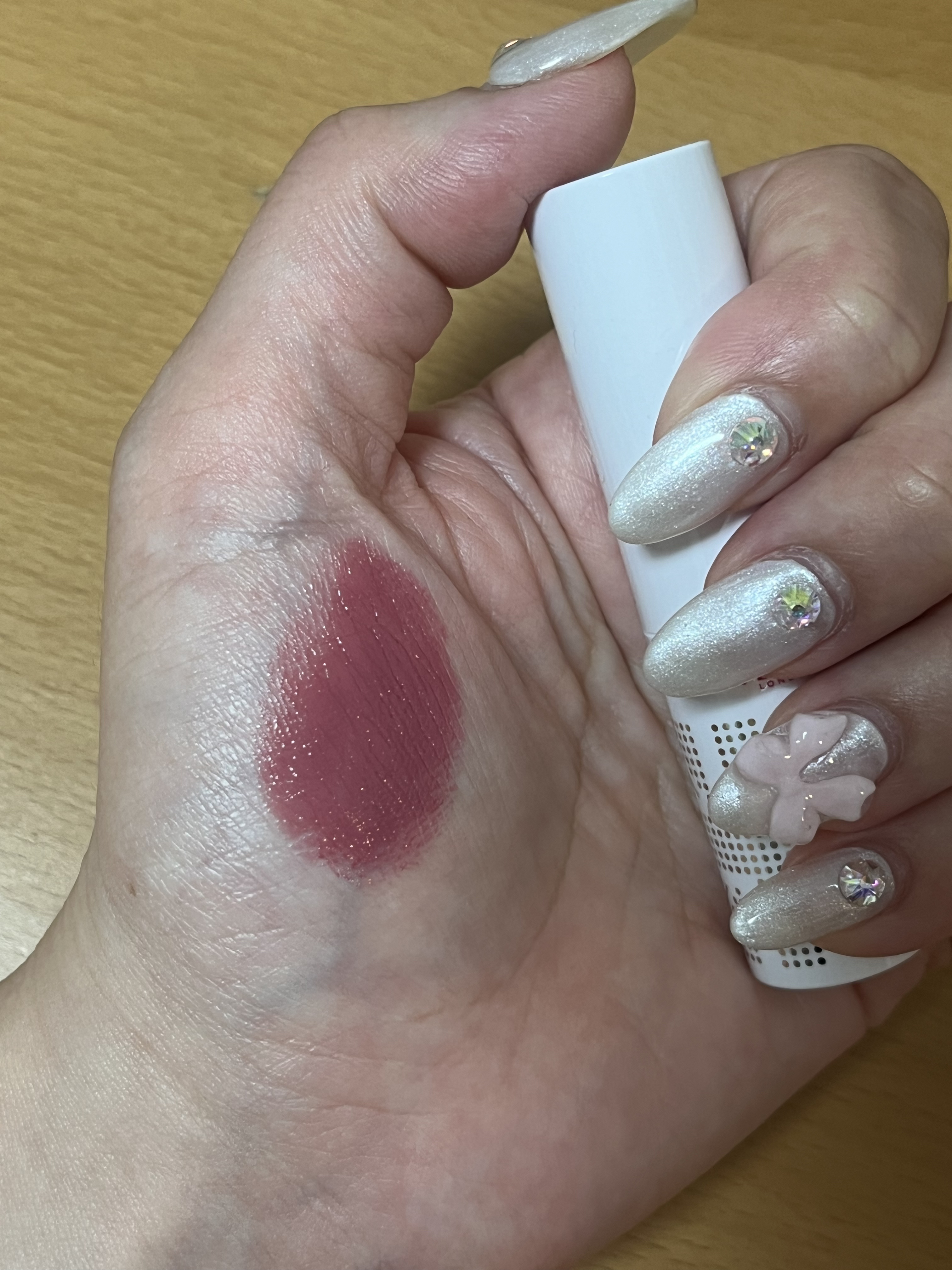 ラスティングフィニッシュ オイルティントリップ/リンメル ロンドン/リップティントを使ったクチコミ（3枚目）