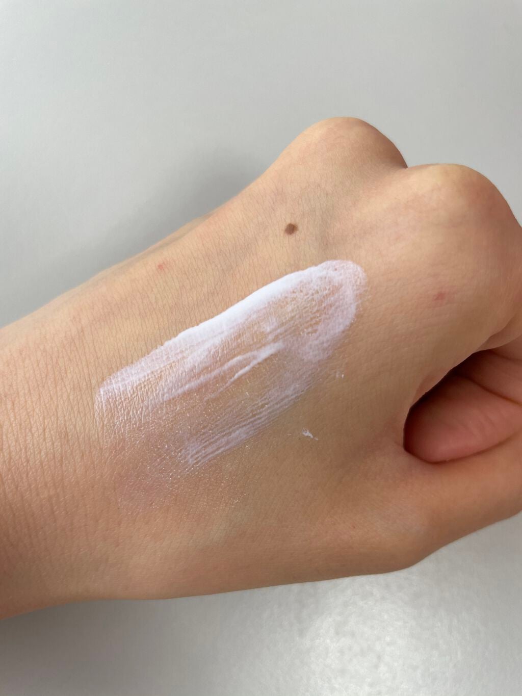 トーン シルキー UV プロテクター/to/one/日焼け止めクリームを使ったクチコミ(3枚目)