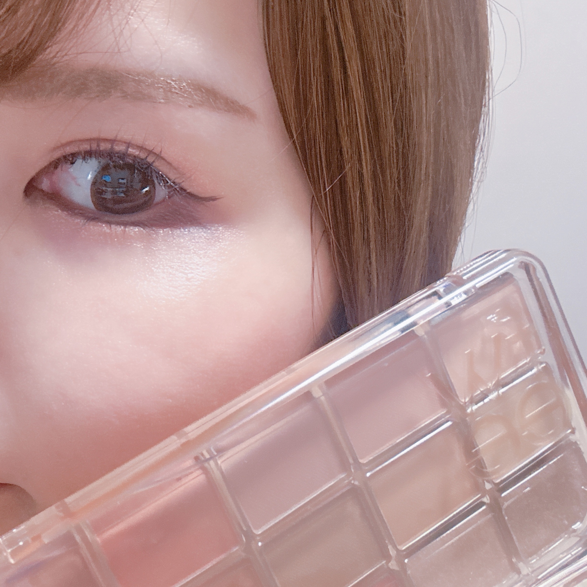 フィー モアムードアイパレット/fwee/アイシャドウパレットを使ったクチコミ（3枚目）