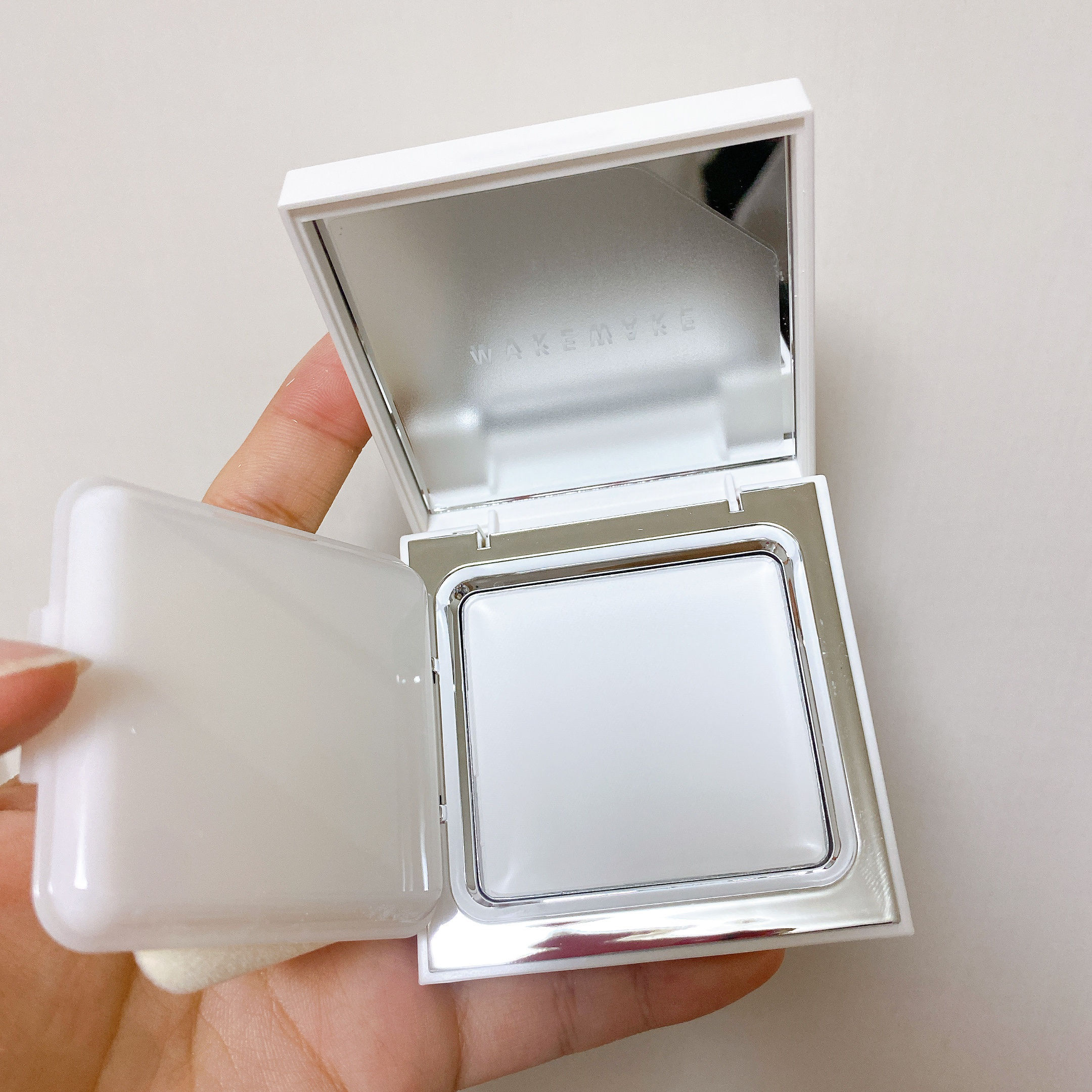 WAKEMAKE STAY PIXER PACT VEGAN/wakemake/プレストパウダーを使ったクチコミ（3枚目）